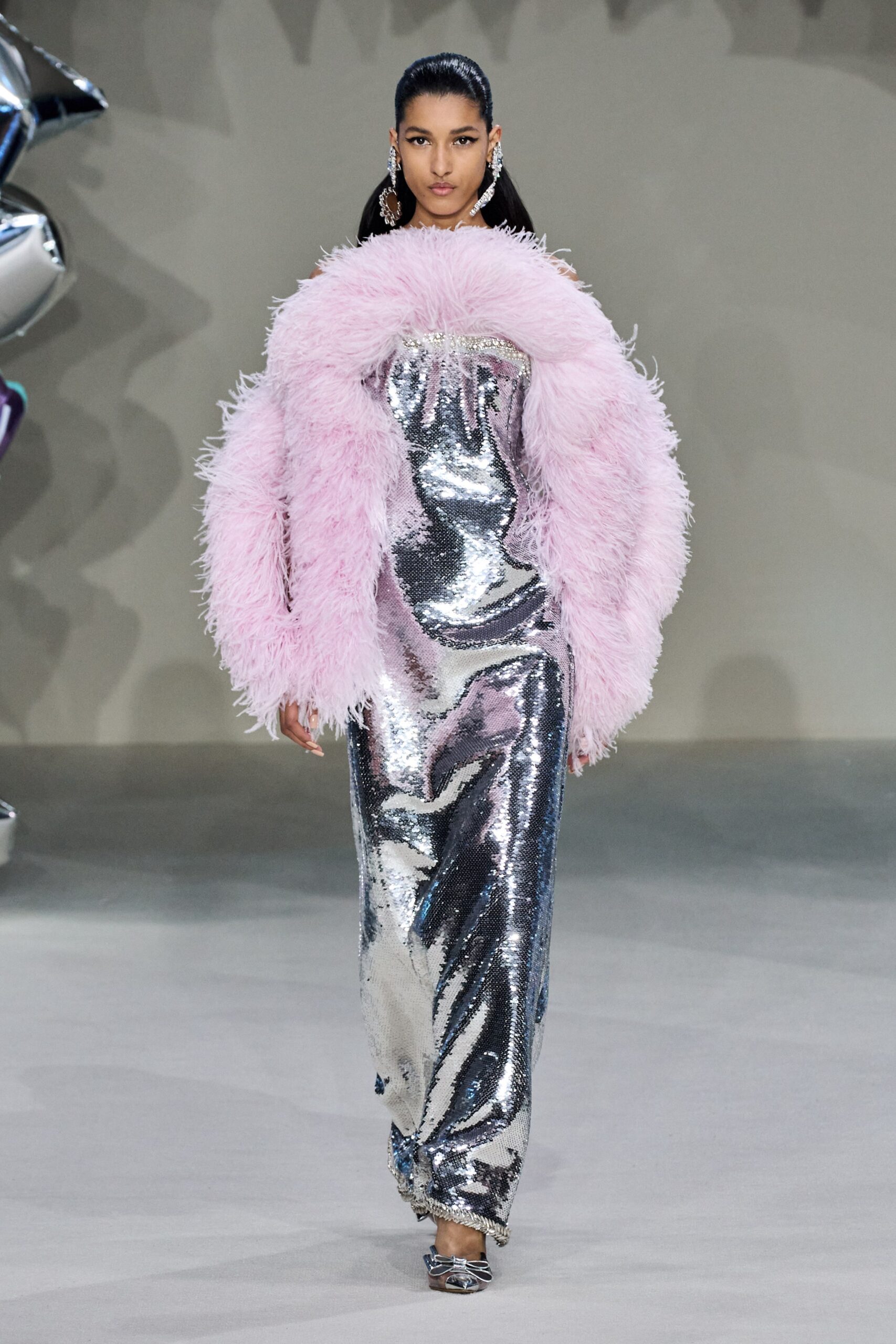 Giambattista Valli F/W 22 Couture Look 11