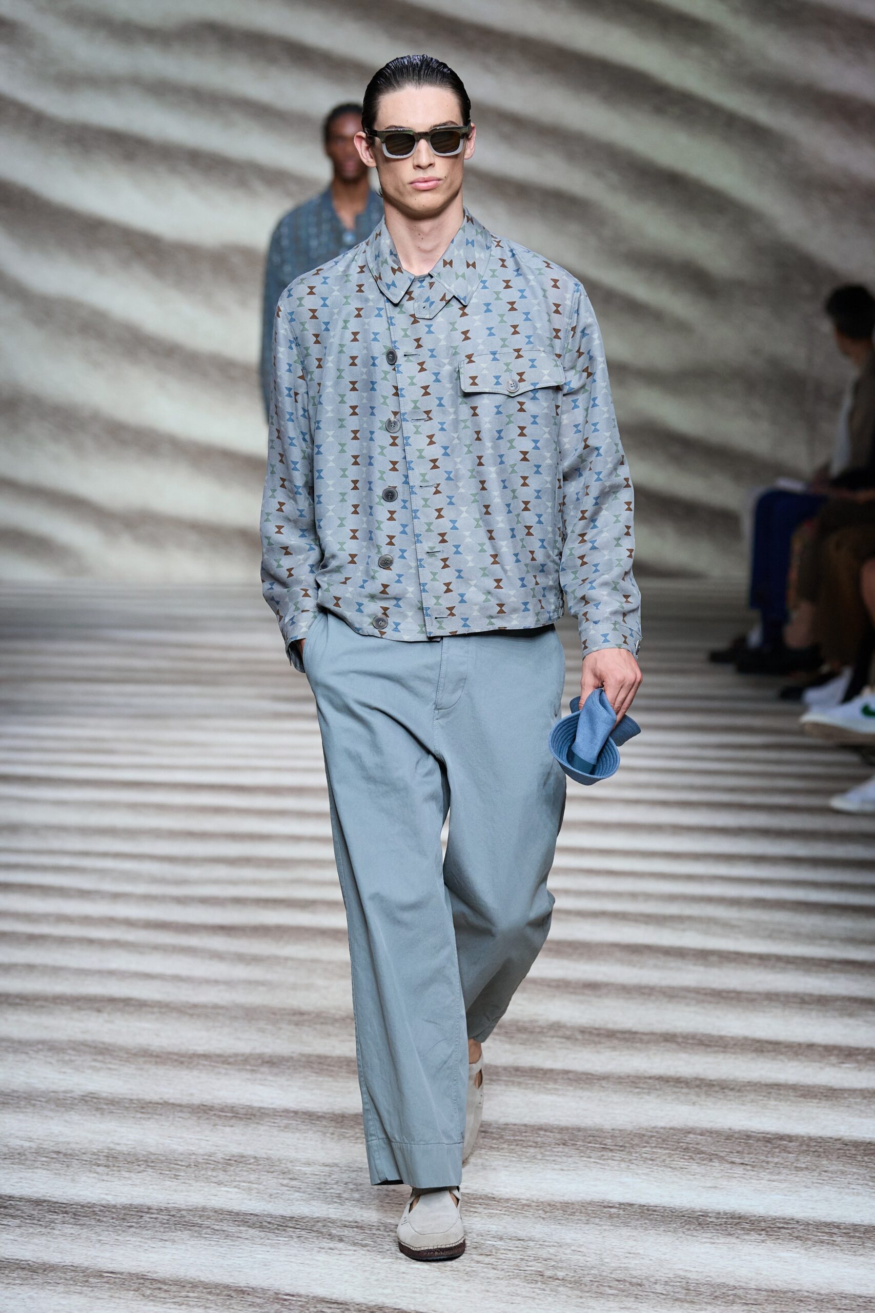 Giorgio Armani S/S 23 Menswear Look 11