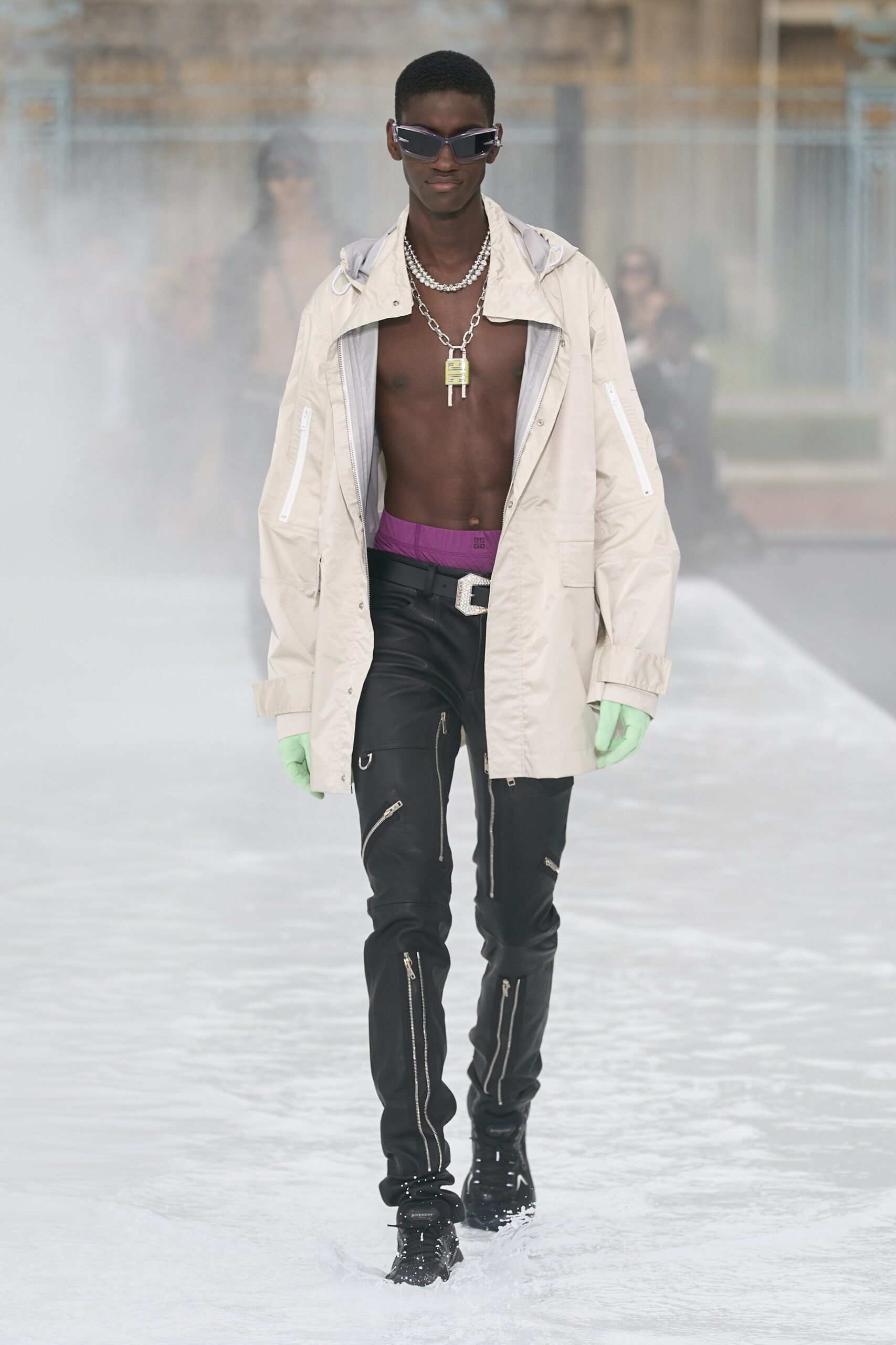 Givenchy S/S 23 Menswear Look 11