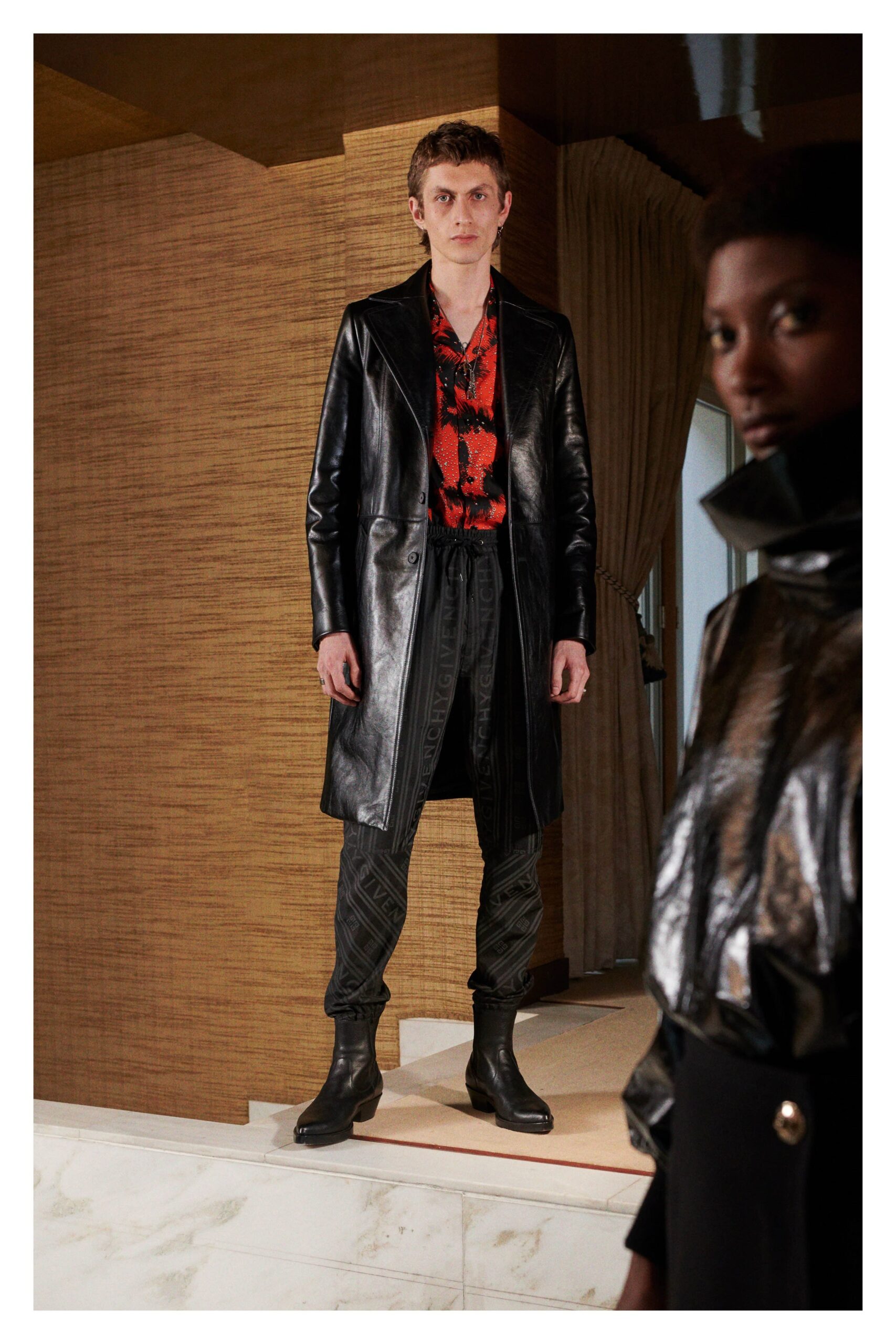 Givenchy Resort 19 Look 11
