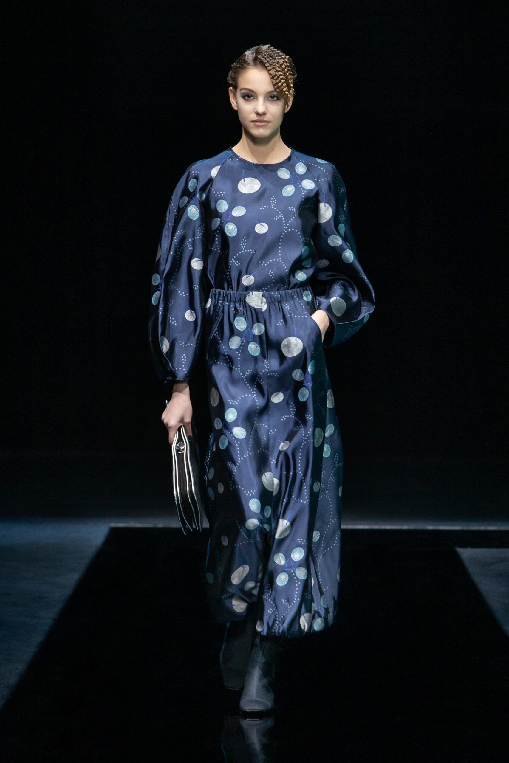 Giorgio Armani F/W 21 Look 12