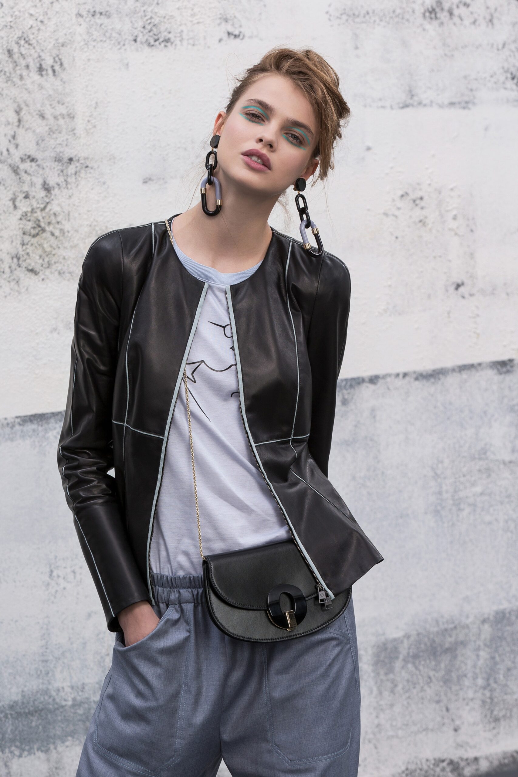 Giorgio Armani Resort 19 Look 12