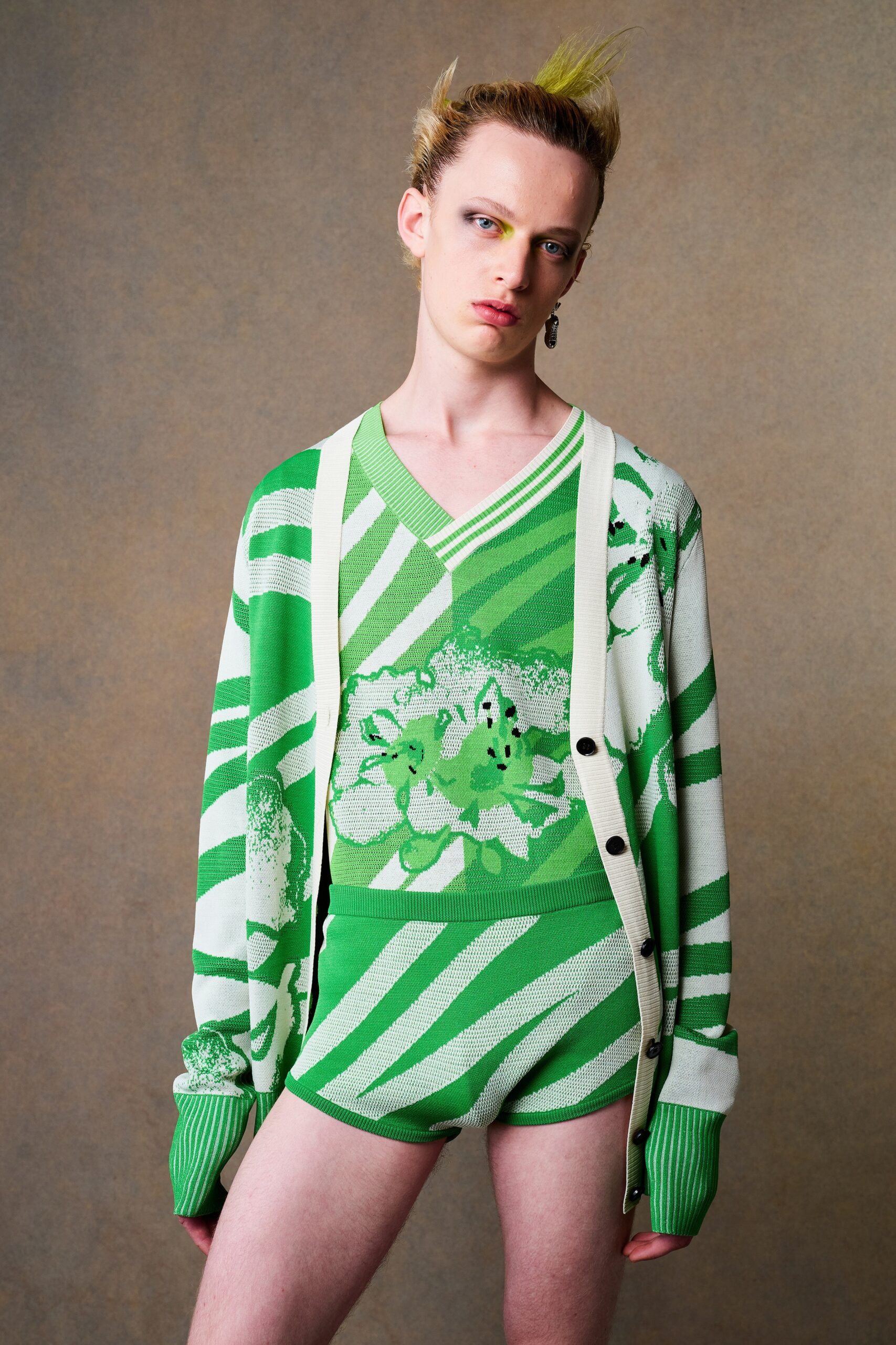Feng Chen Wang S/S 23 Menswear Look 11