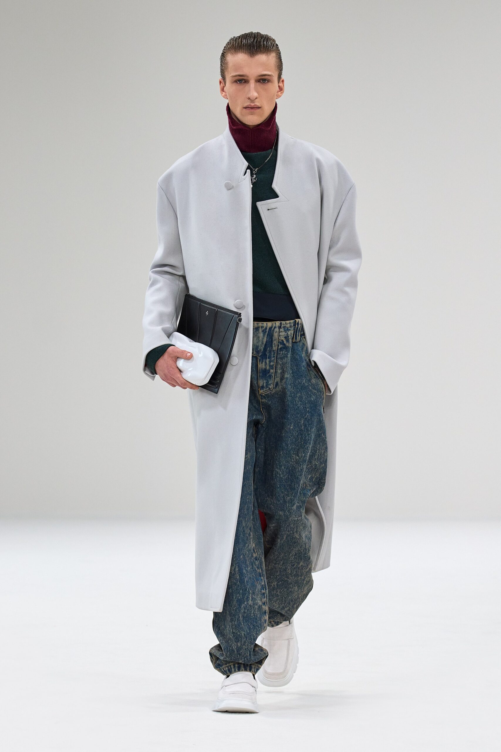 Ferrari F/W 23 Look 12