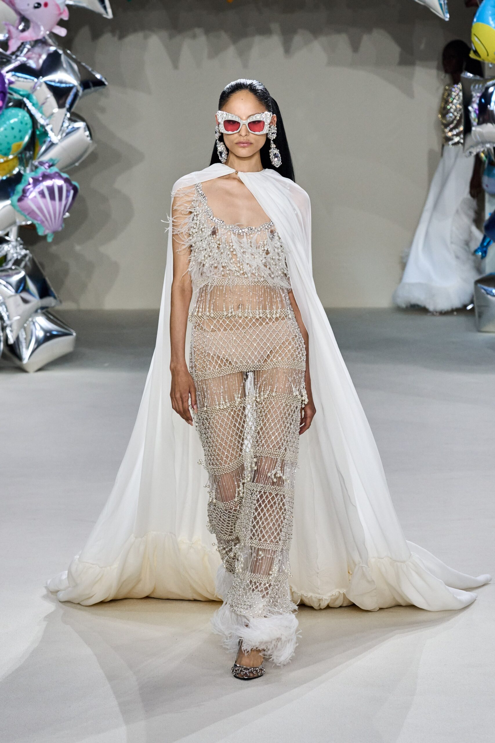 Giambattista Valli F/W 22 Couture Look 12