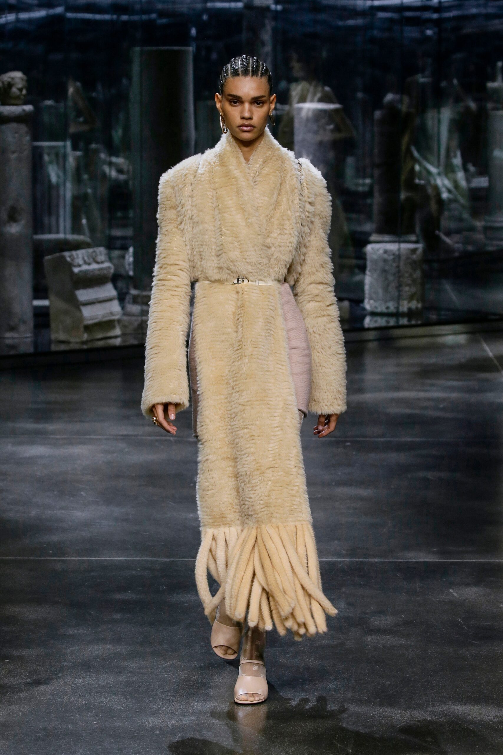 Fendi F/W 21 Look 13
