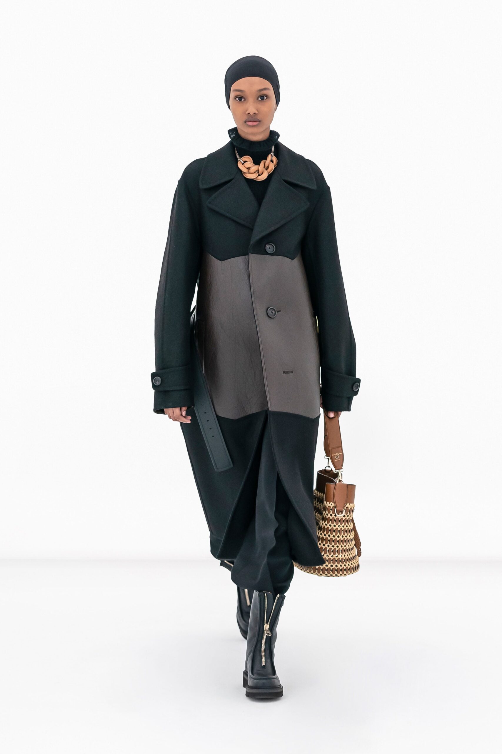 Ferragamo F/W 22 Look 13