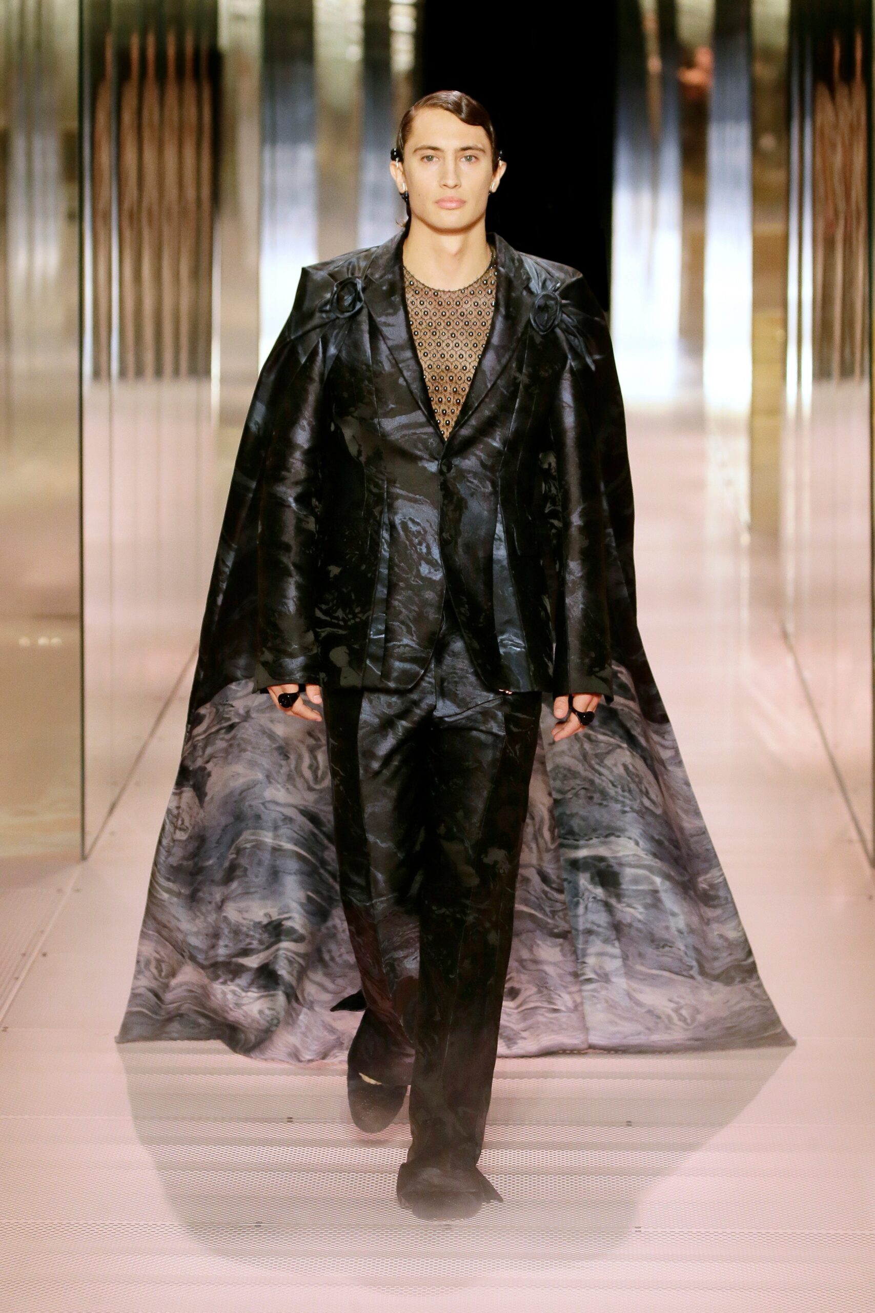 Fendi S/S 21 Couture Look 14