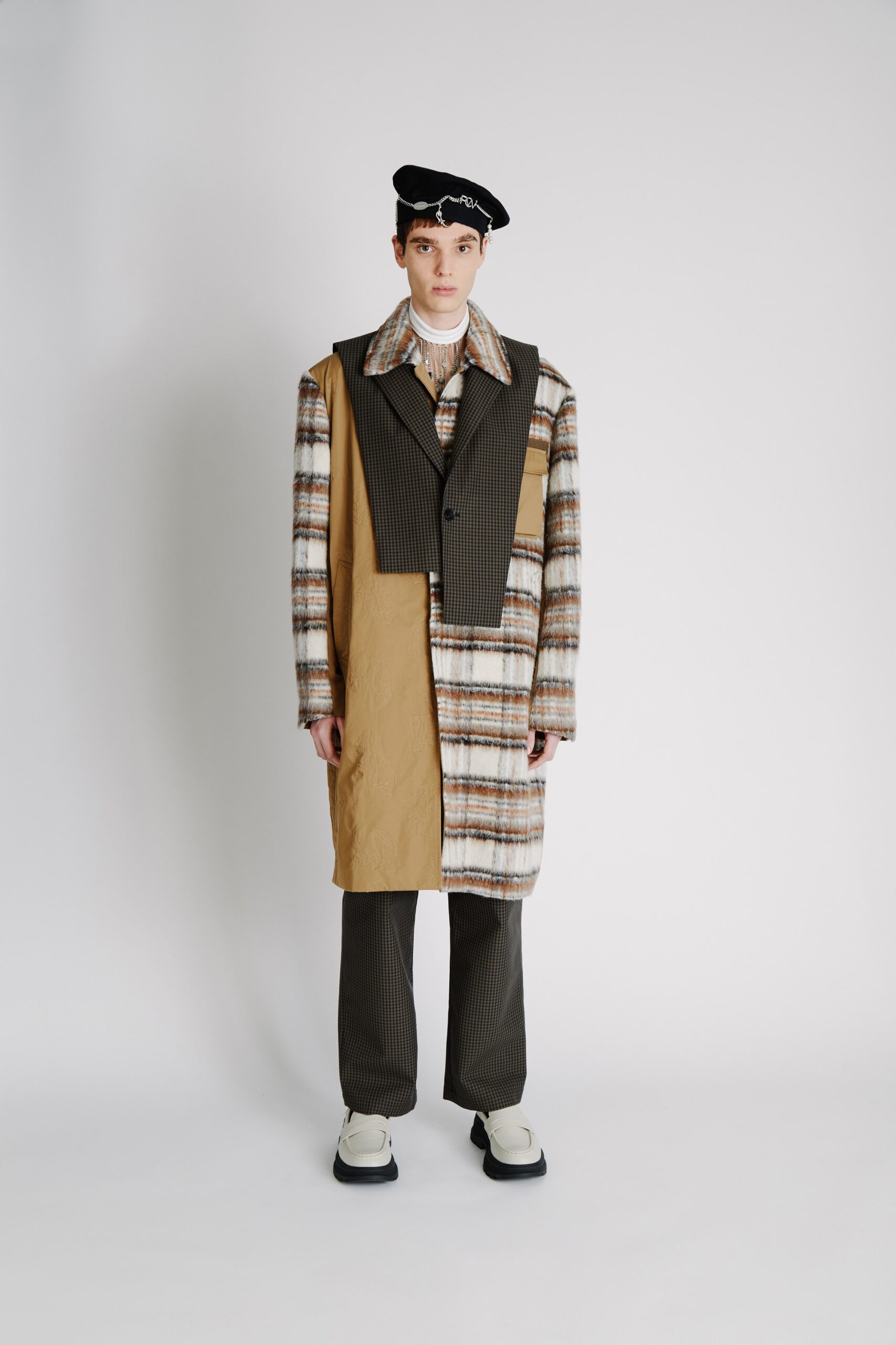 Feng Chen Wang F/W 22 Look 14