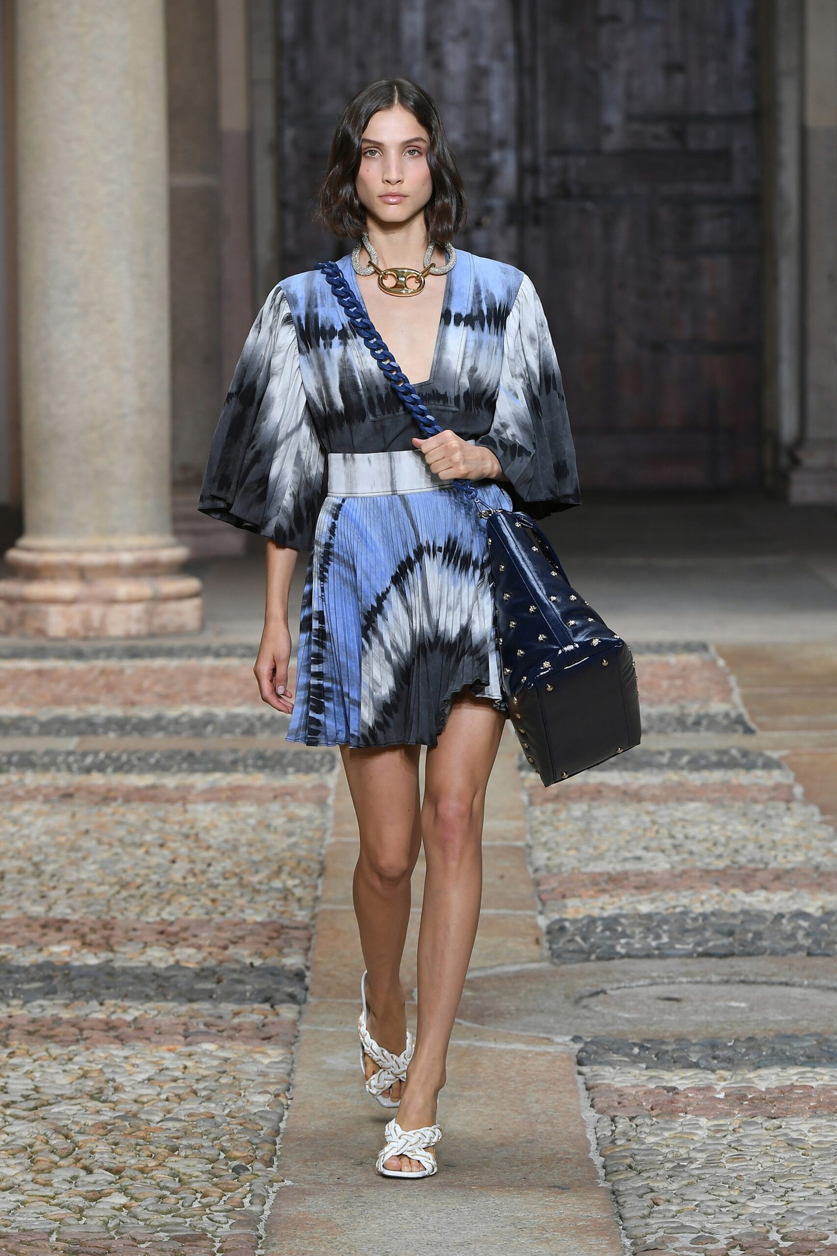 Genny S/S 22 Look 14