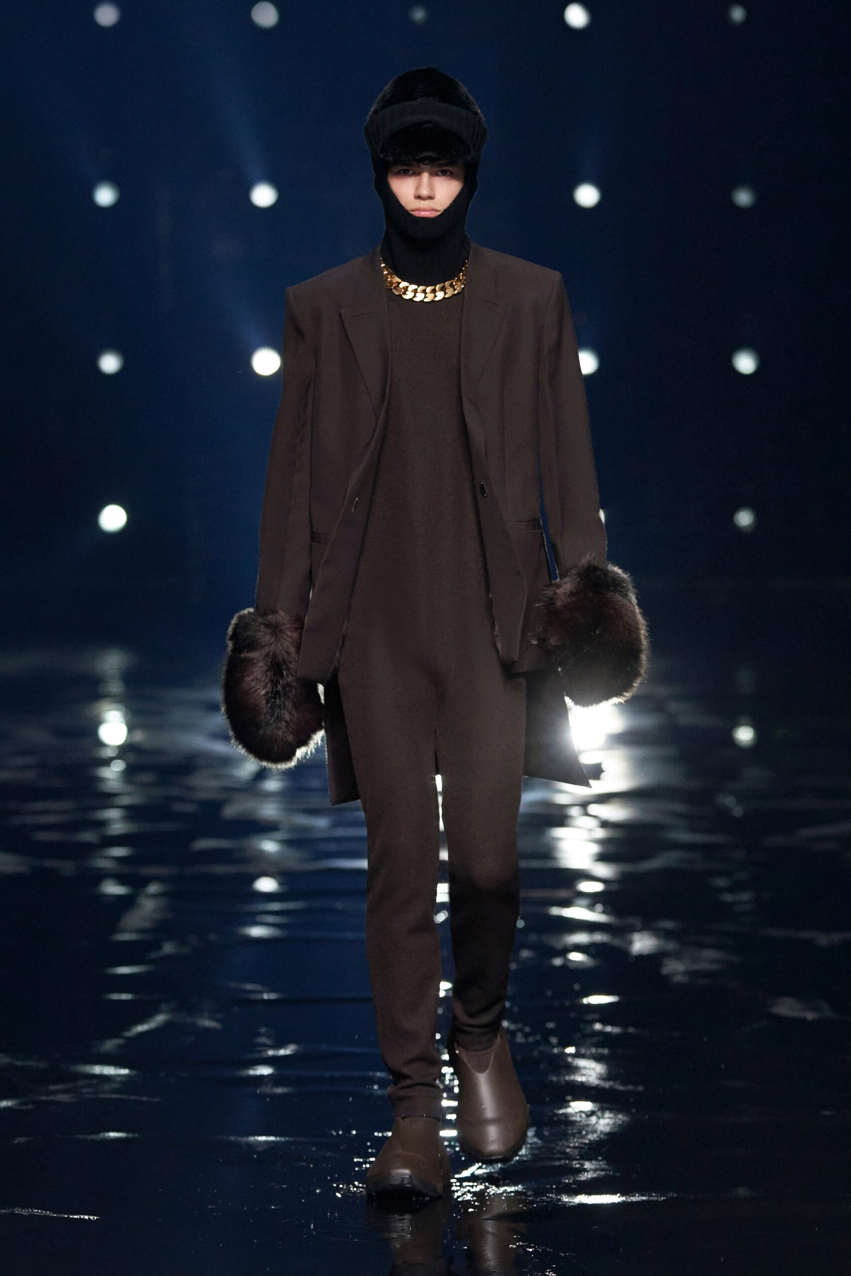 Givenchy F/W 21 Look 14