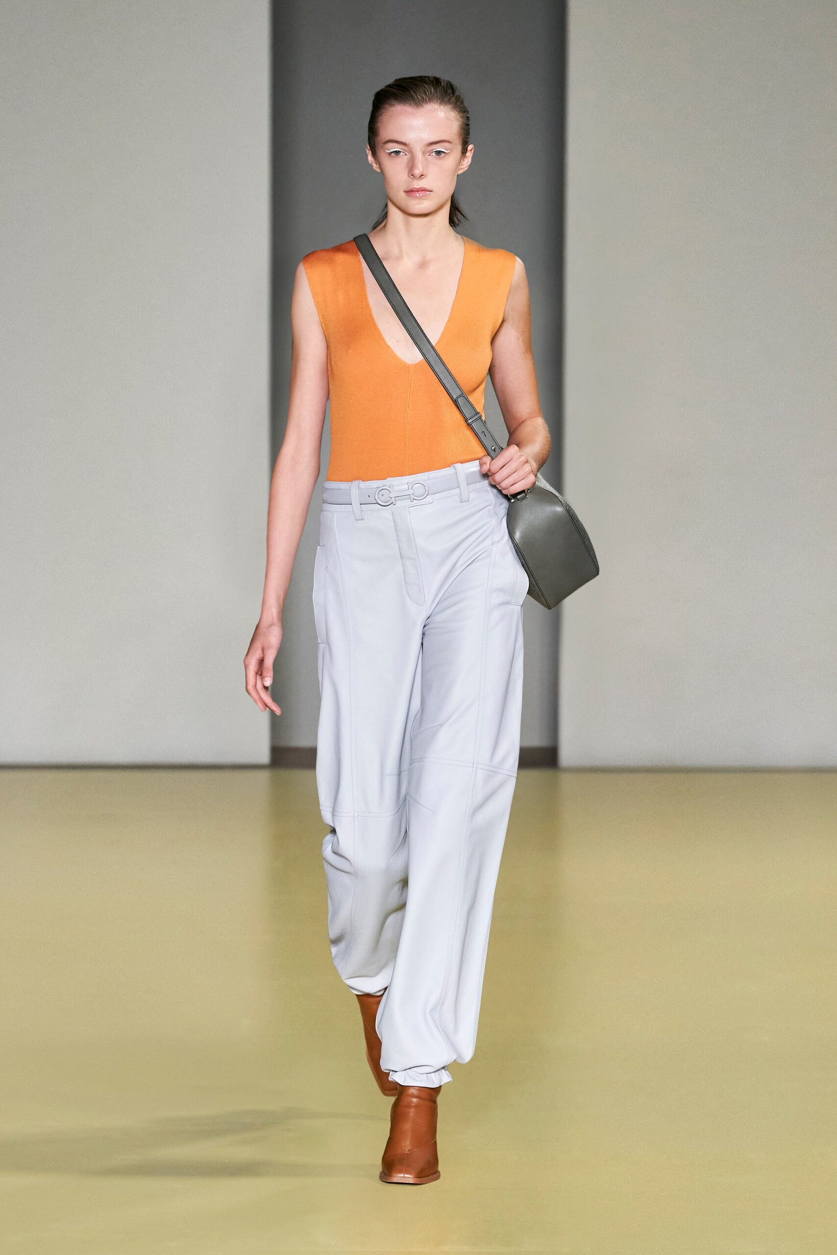 Ferragamo S/S 21 Look 14