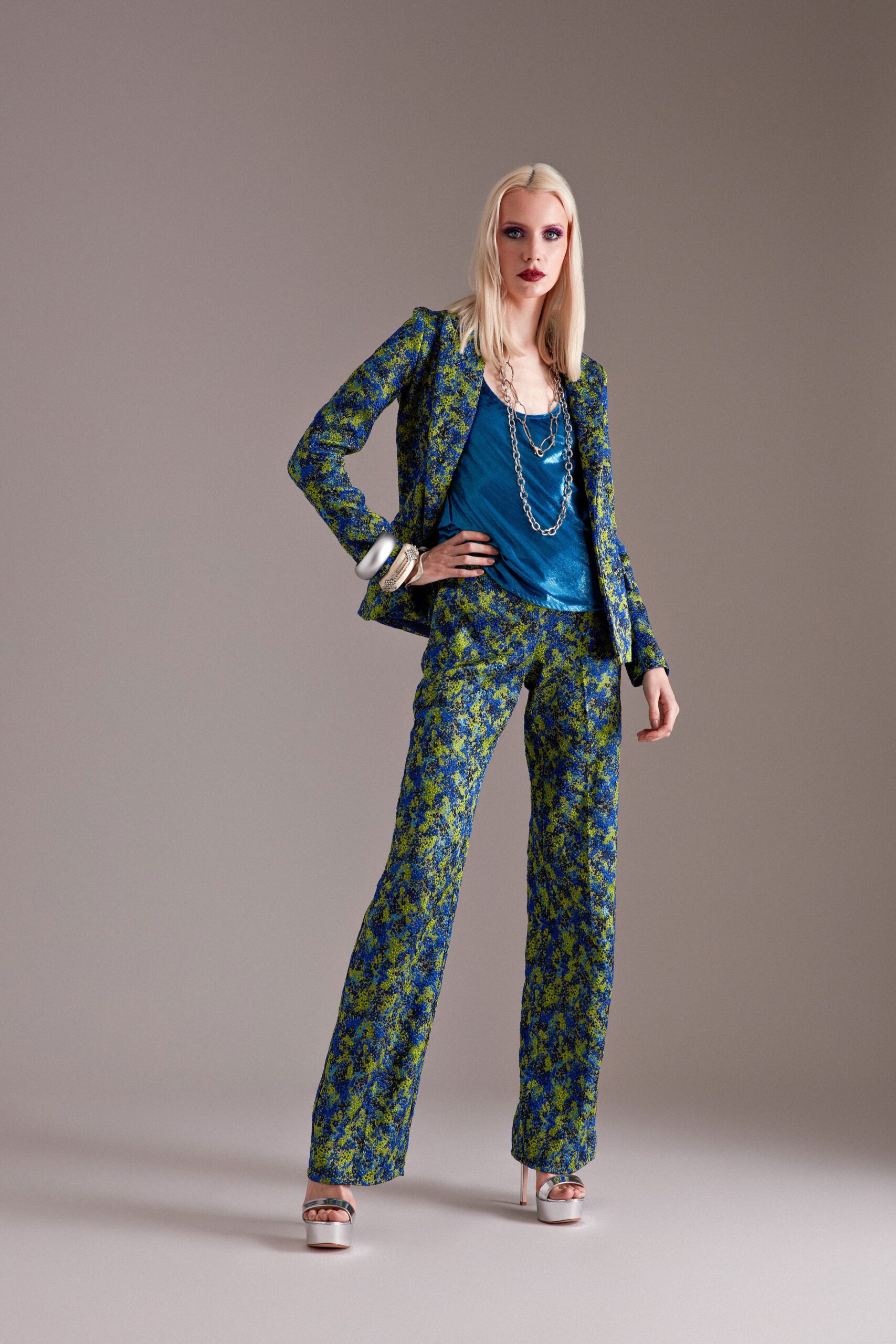 Frederick Anderson Resort 23 Look 14