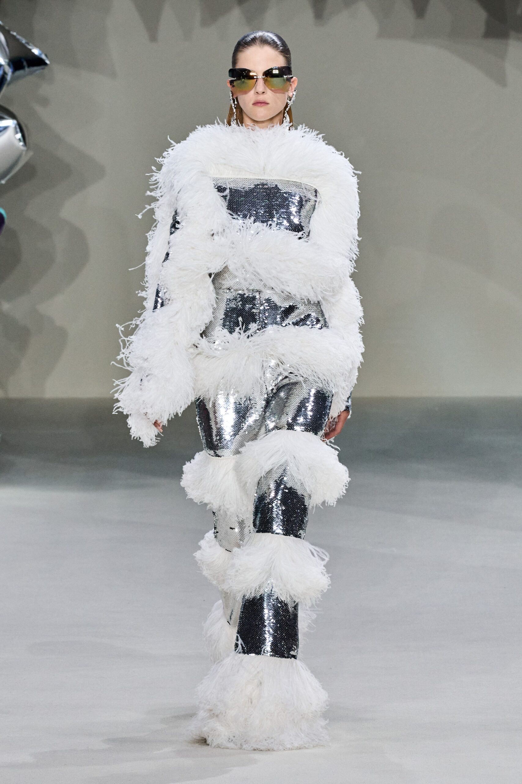 Giambattista Valli F/W 22 Couture Look 14