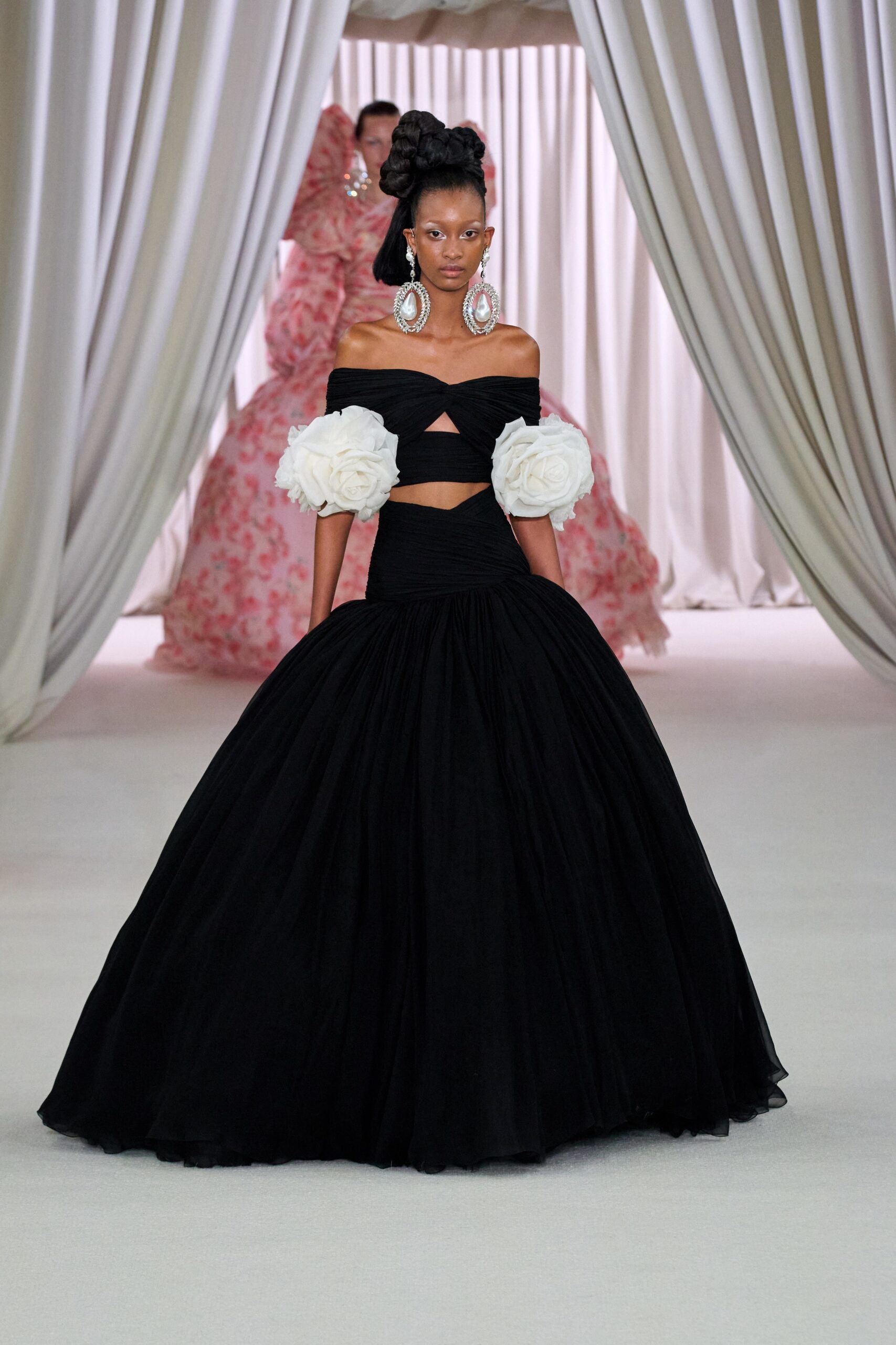 Giambattista Valli S/S 23 Couture Look 14