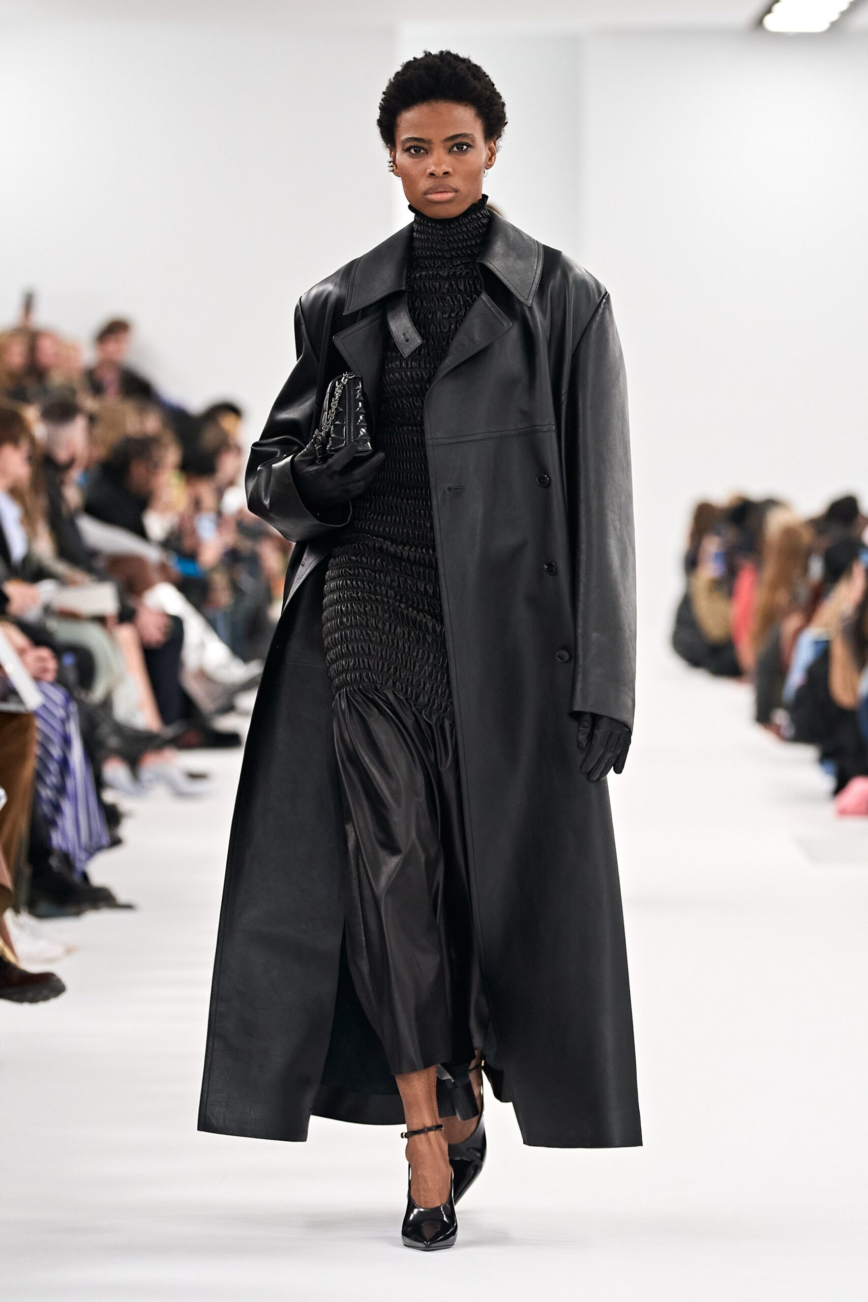 Givenchy F/W 23 Look 14