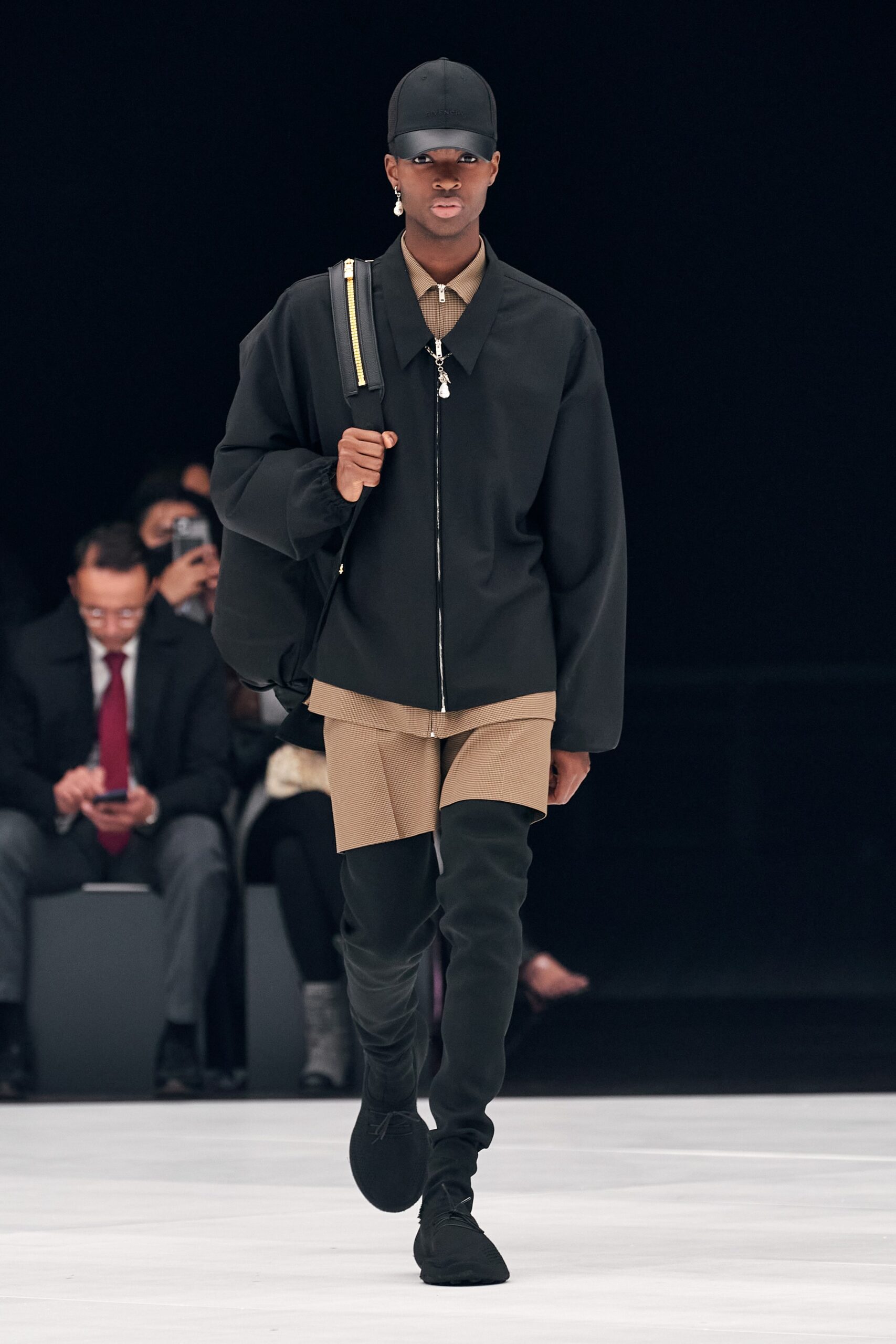 Givenchy S/S 22 Look 15