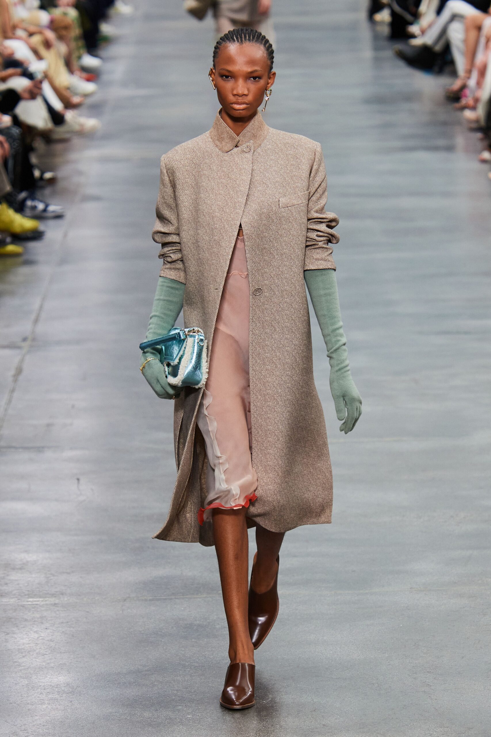 Fendi F/W 22 Look 15