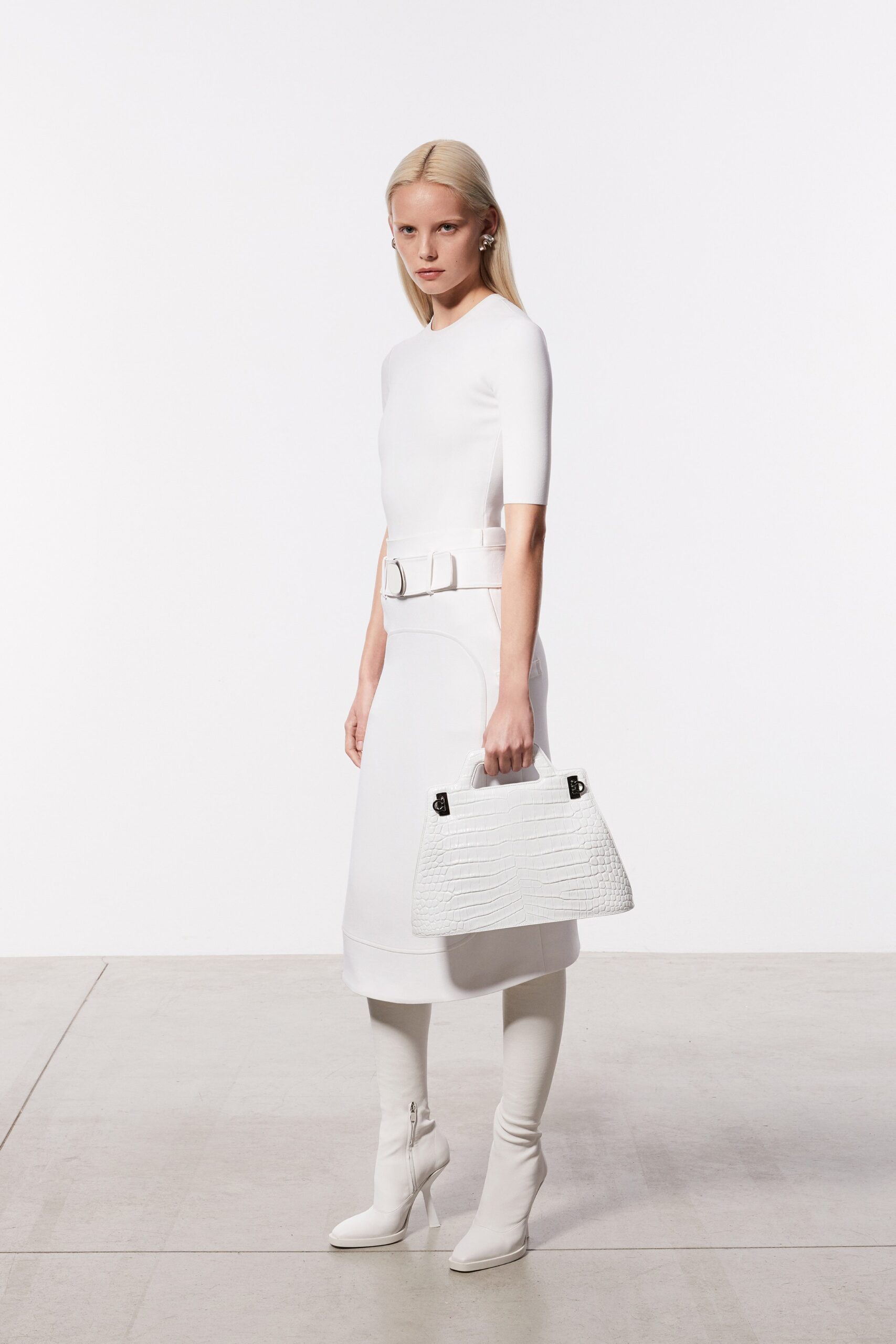 Ferragamo F/W 23 Look 15