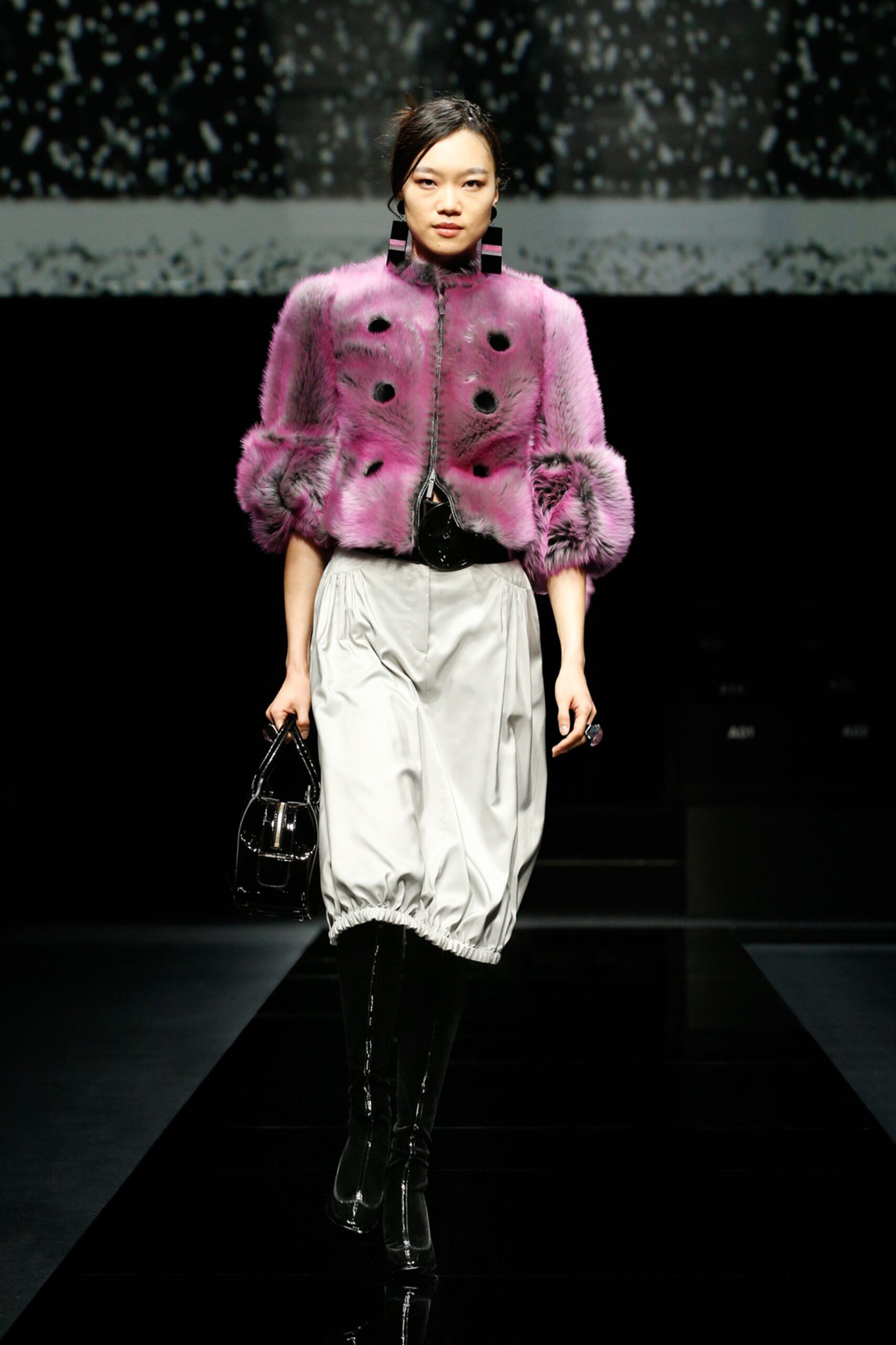 Giorgio Armani F/W 20 Look 15