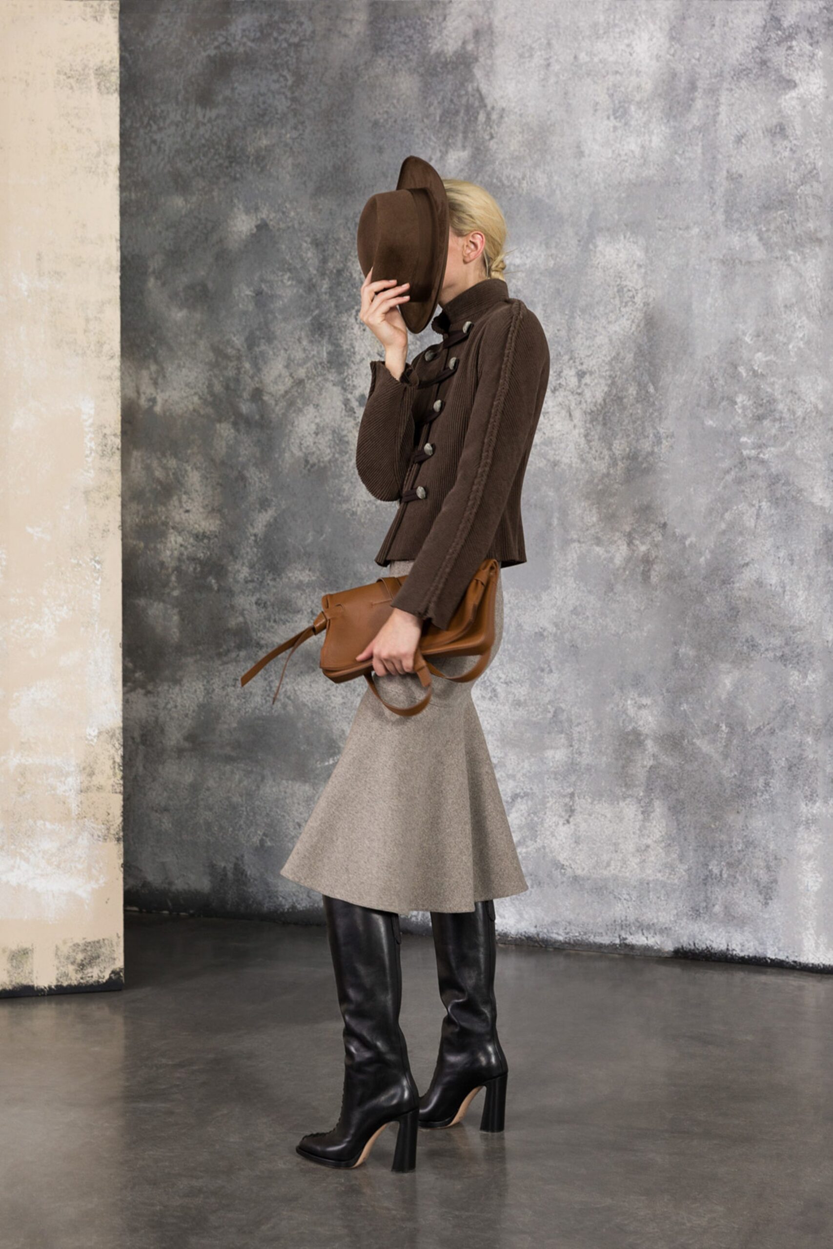 Giorgio Armani F/W 19 Look 15
