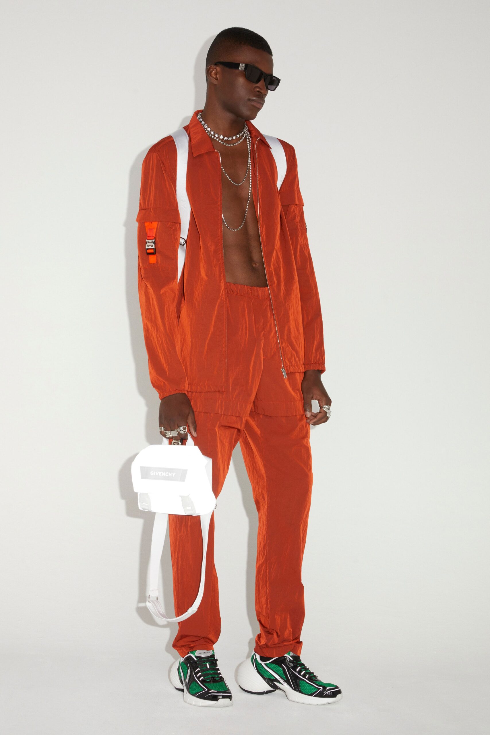 Givenchy F/W 23 Look 15