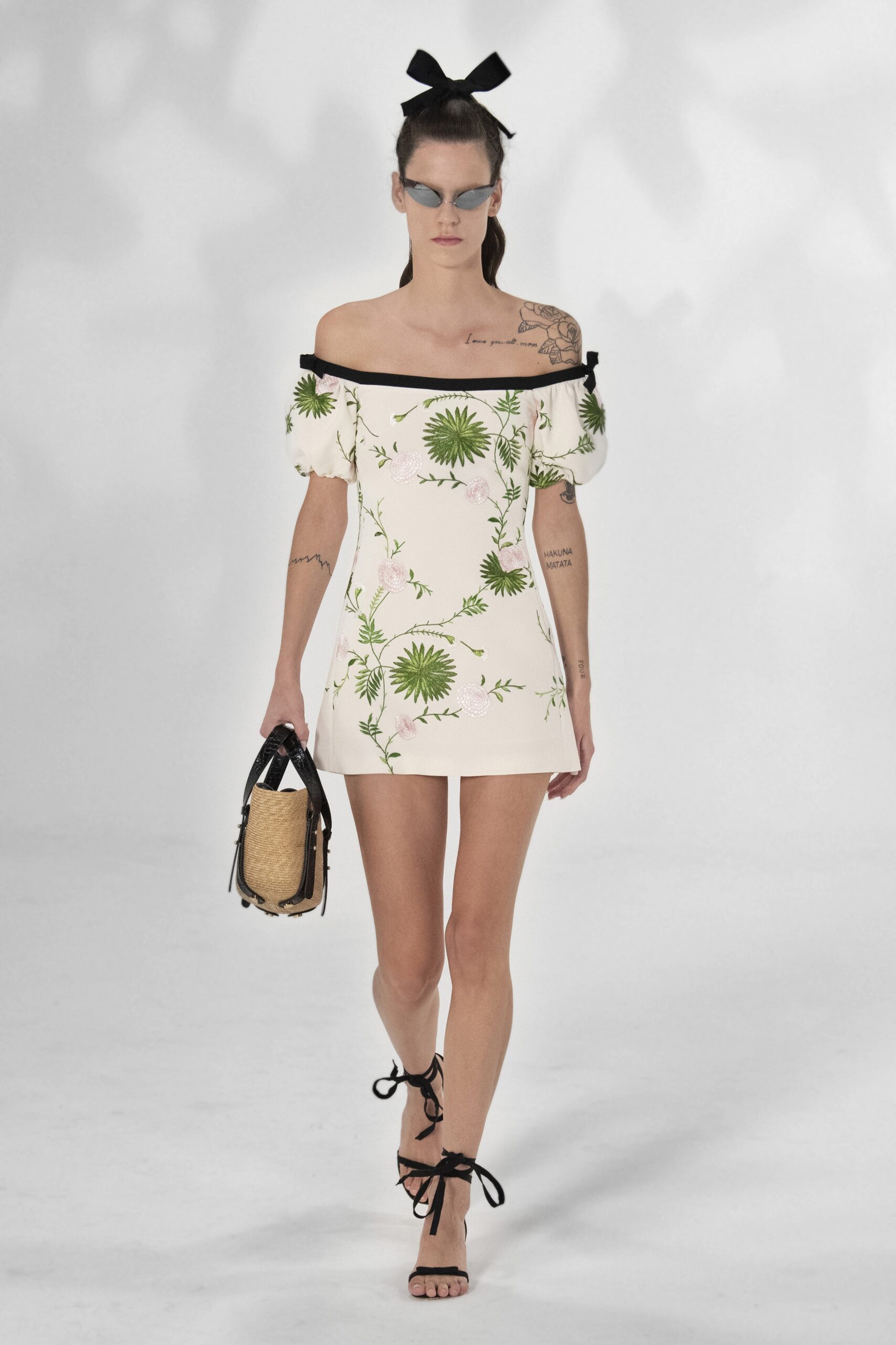 Giambattista Valli S/S 21 Look 16