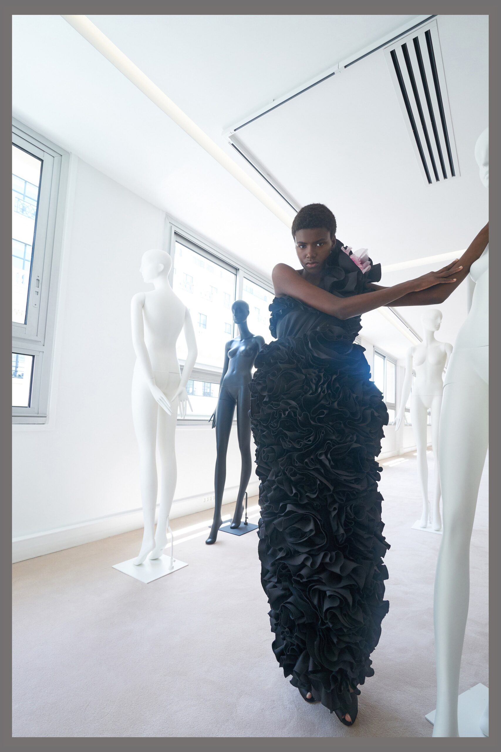 Giambattista Valli F/W 19 Couture Look 16