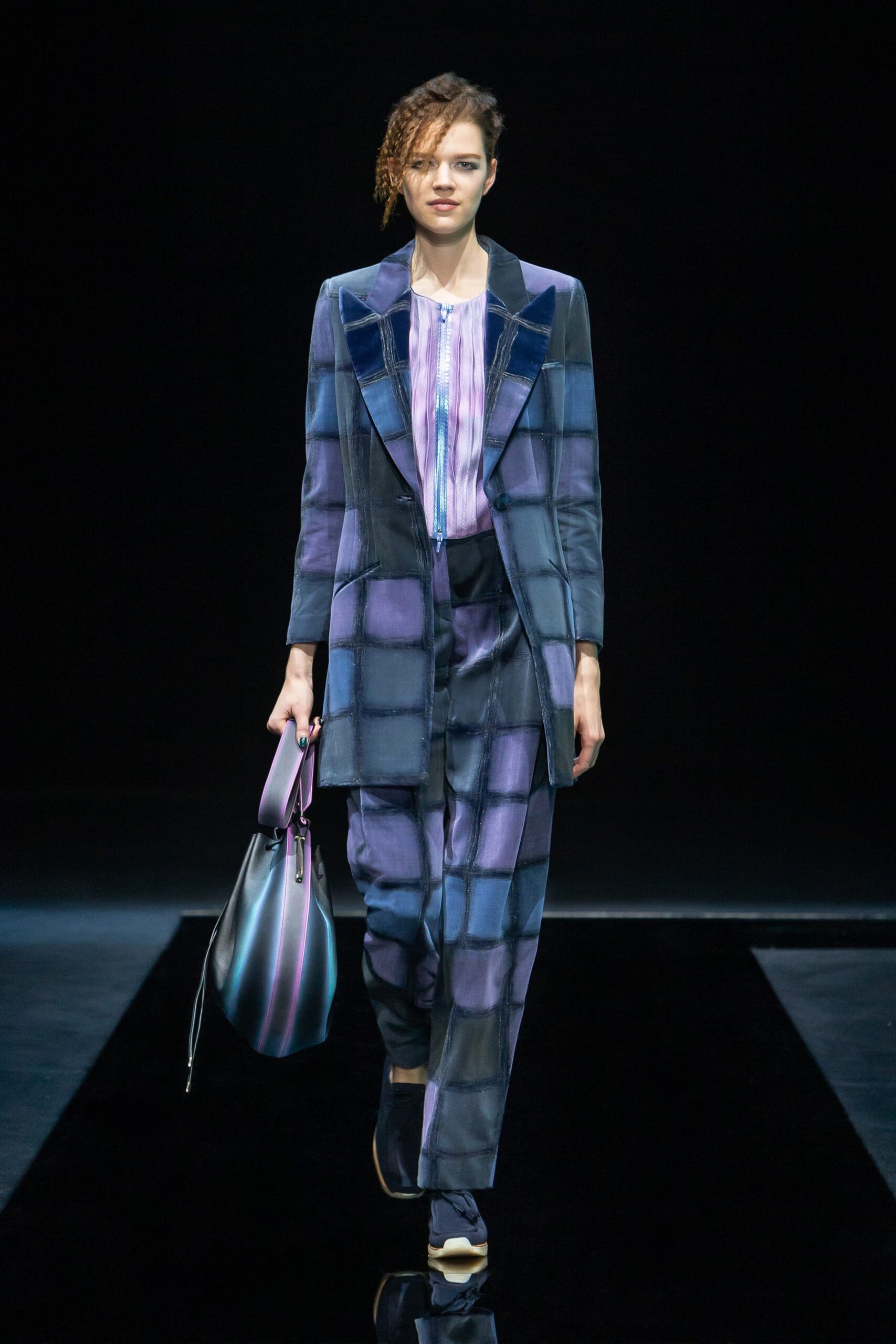 Giorgio Armani F/W 21 Look 16