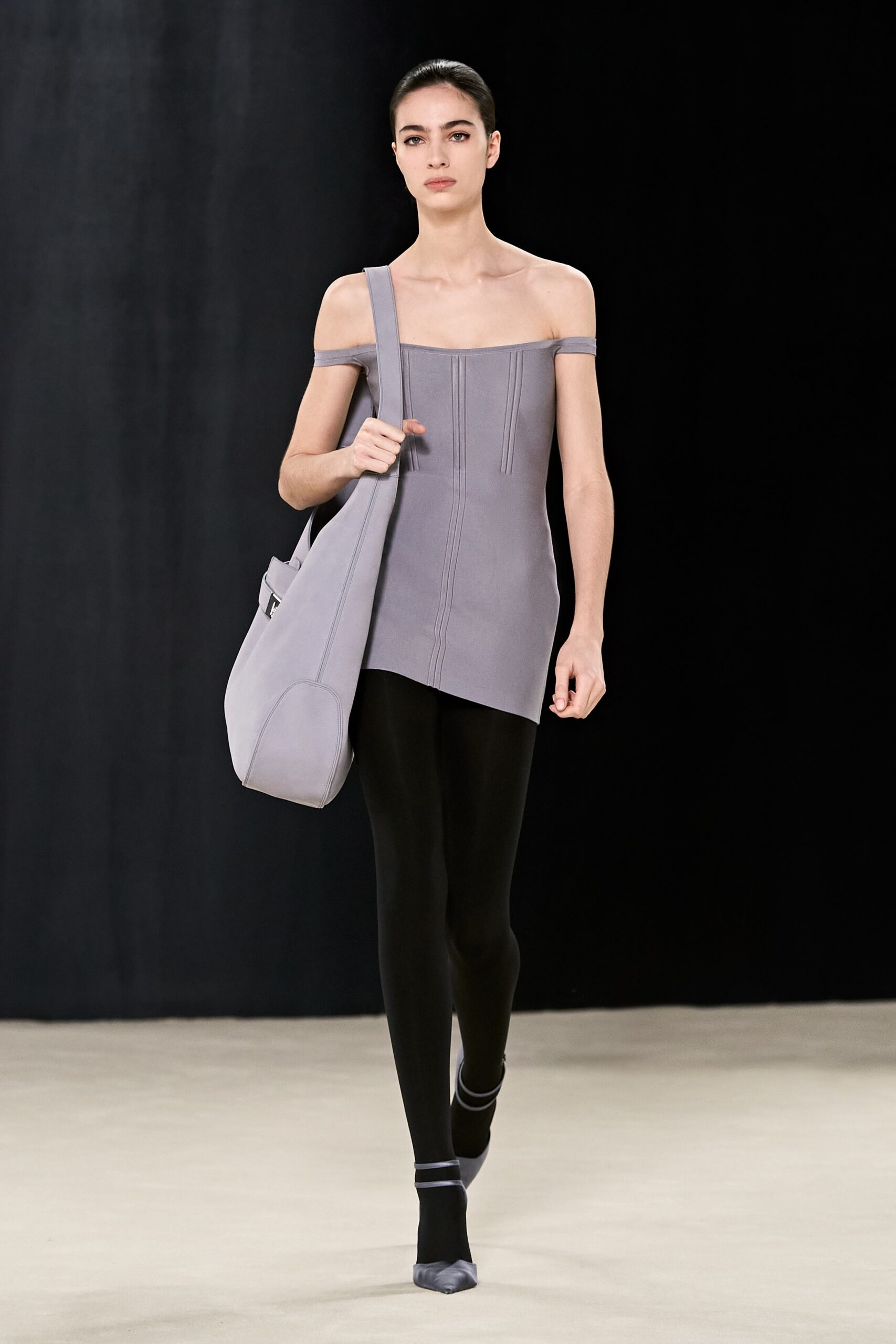 Ferragamo F/W 23 Look 16