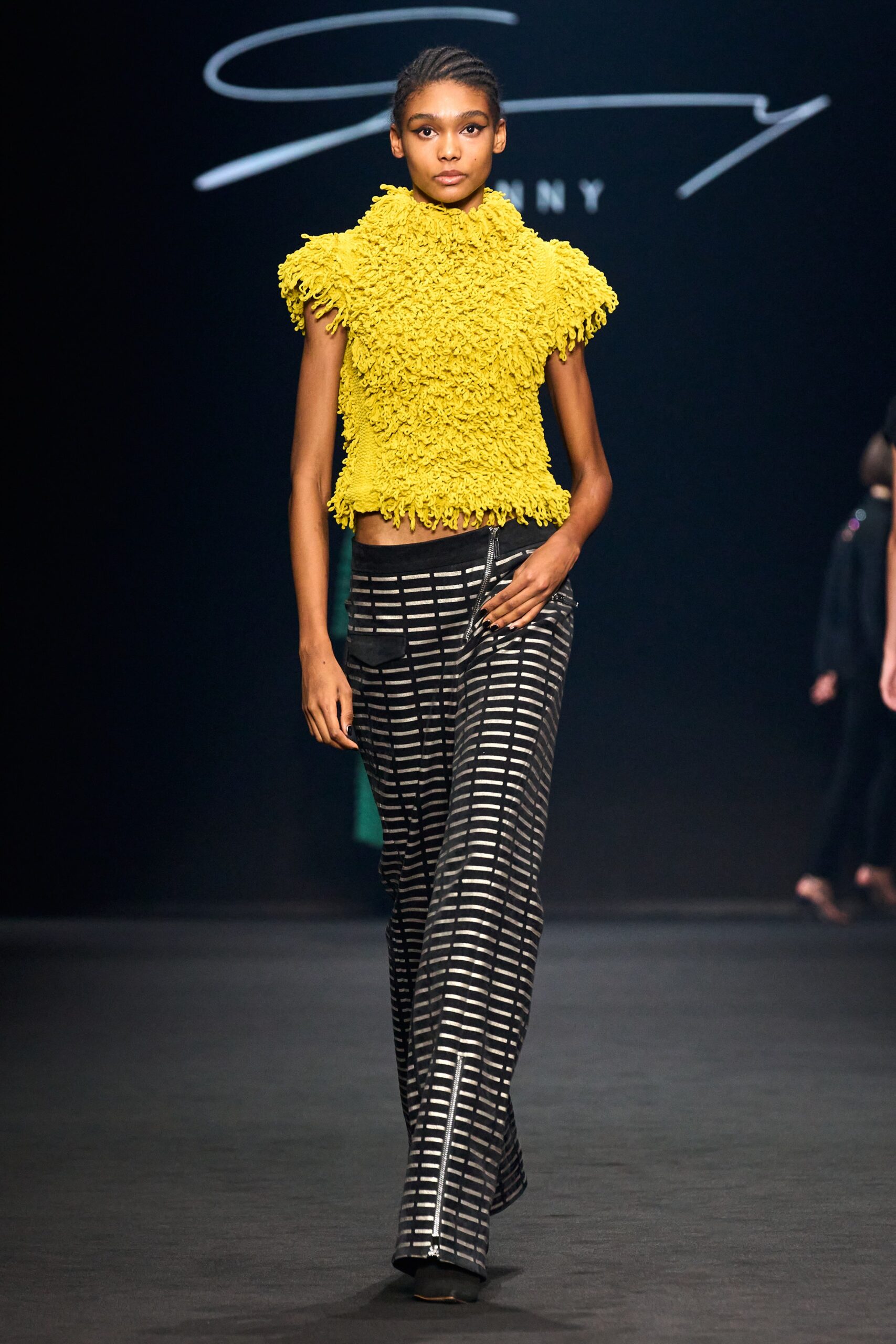 Genny F/W 23 Look 16