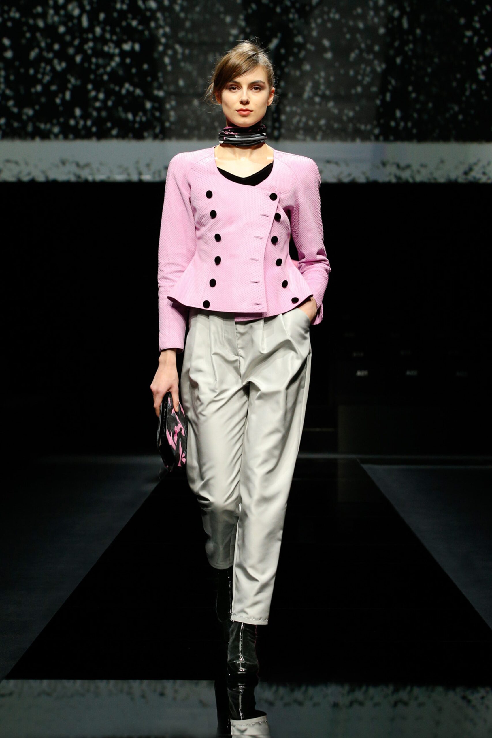 Giorgio Armani F/W 20 Look 16