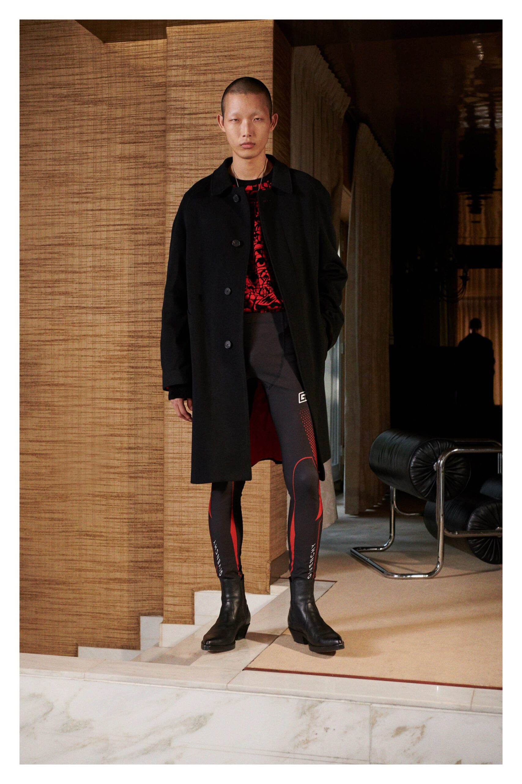 Givenchy Resort 19 Look 16