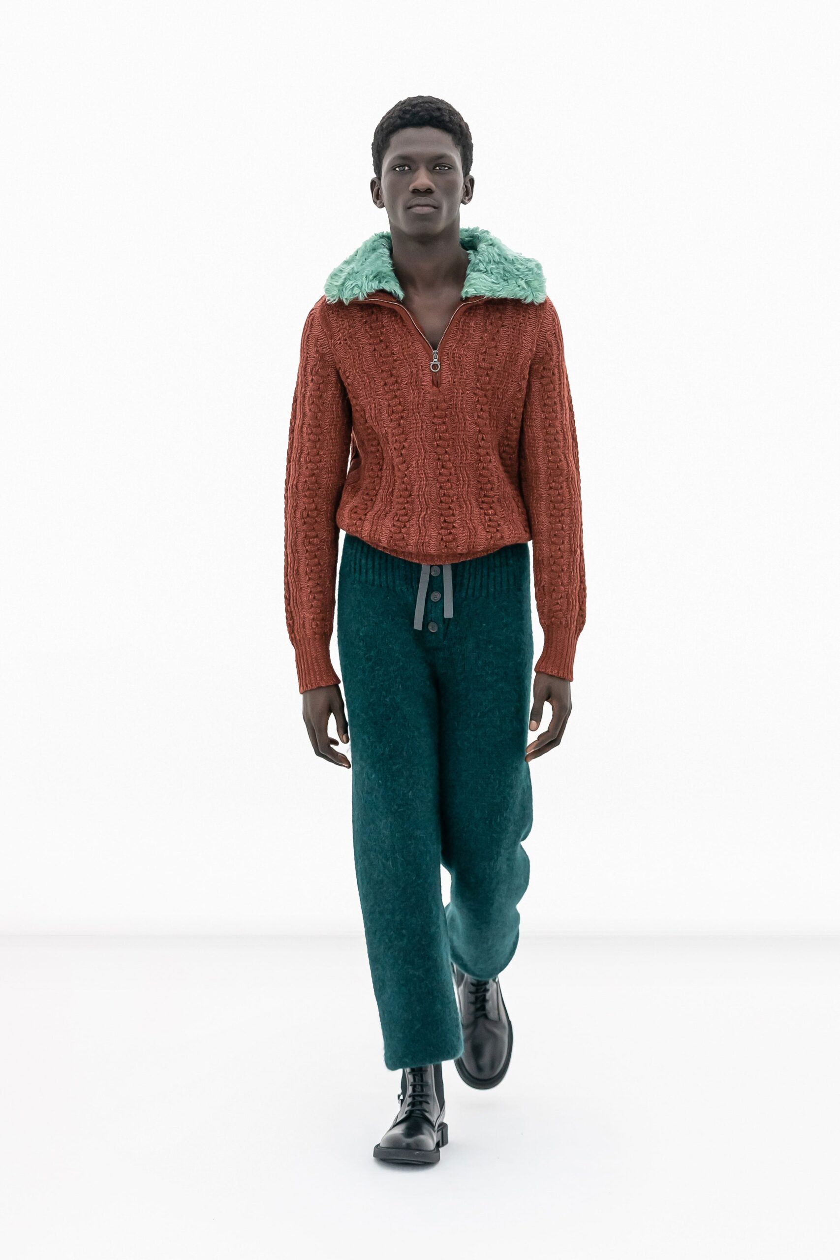 Ferragamo F/W 22 Look 16
