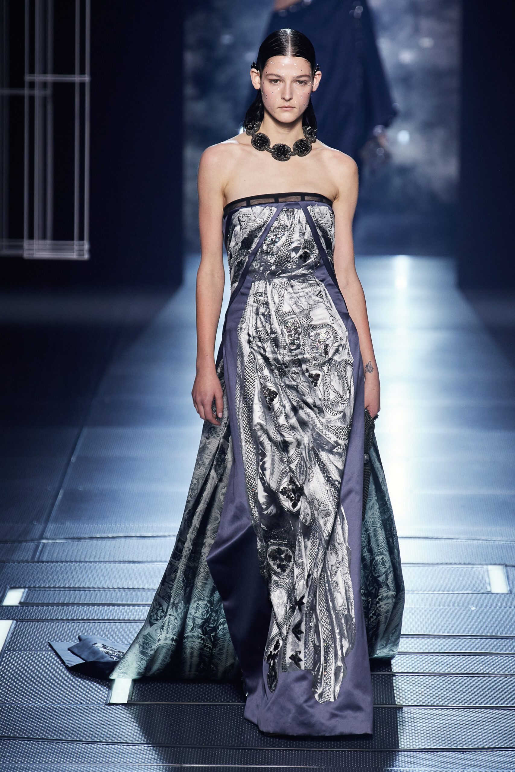 Fendi S/S 22 Couture Look 17
