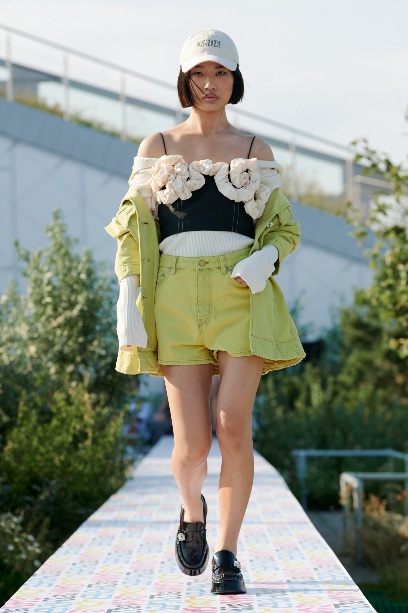 Ganni Copenhagen S/S 22 Look 17