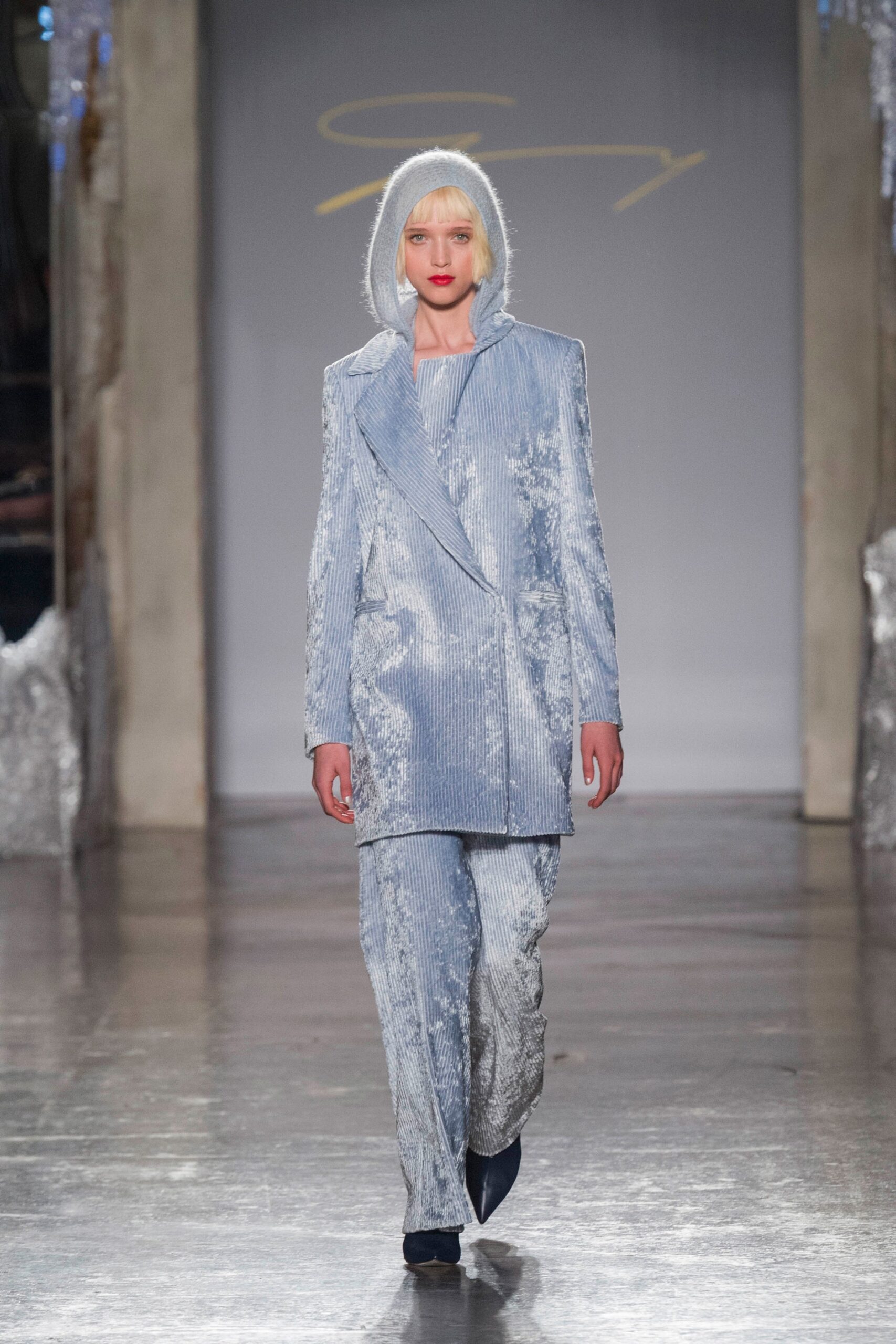 Genny F/W 19 Look 17