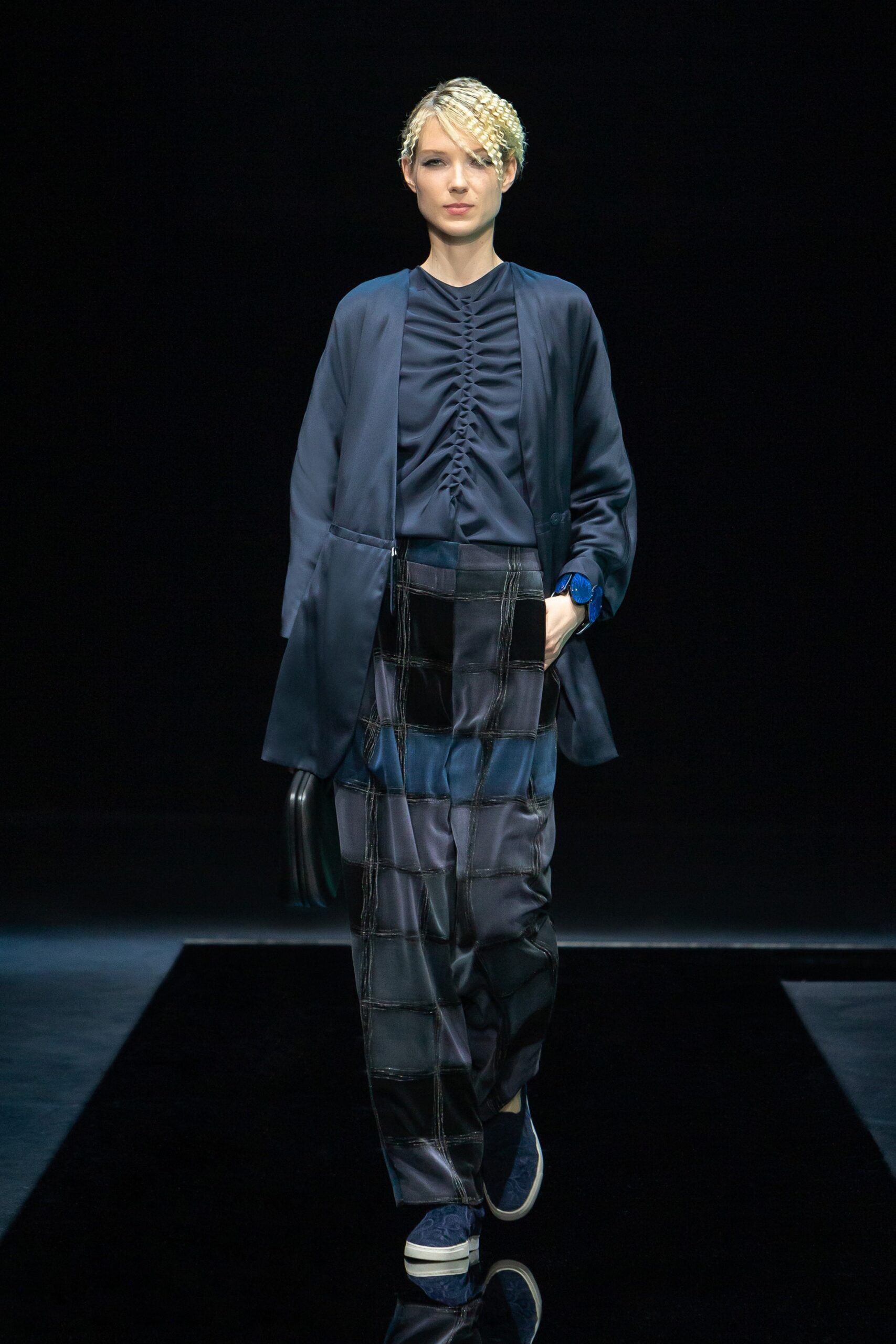 Giorgio Armani F/W 21 Look 17