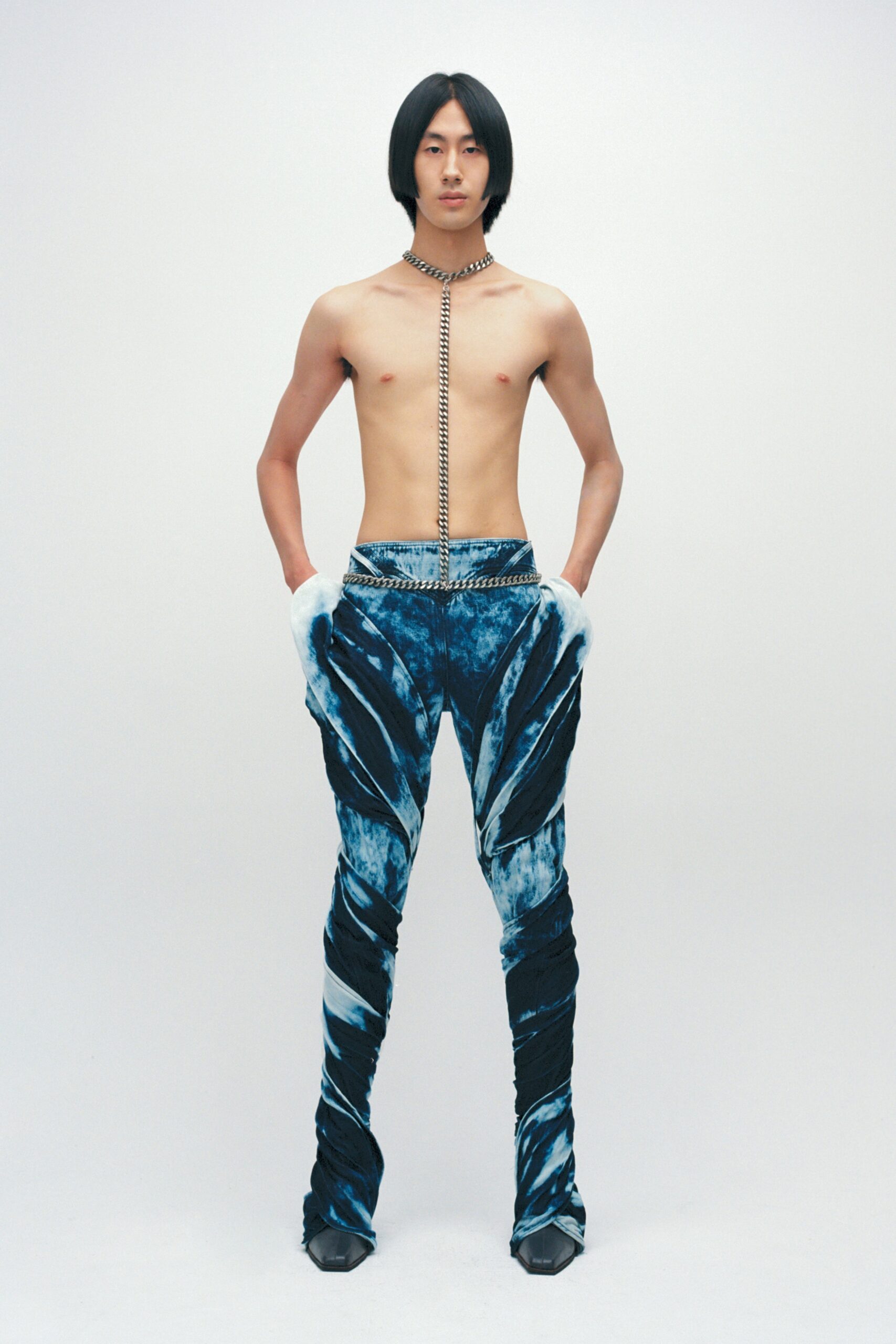 Fashion East S/S 22 Look 32
