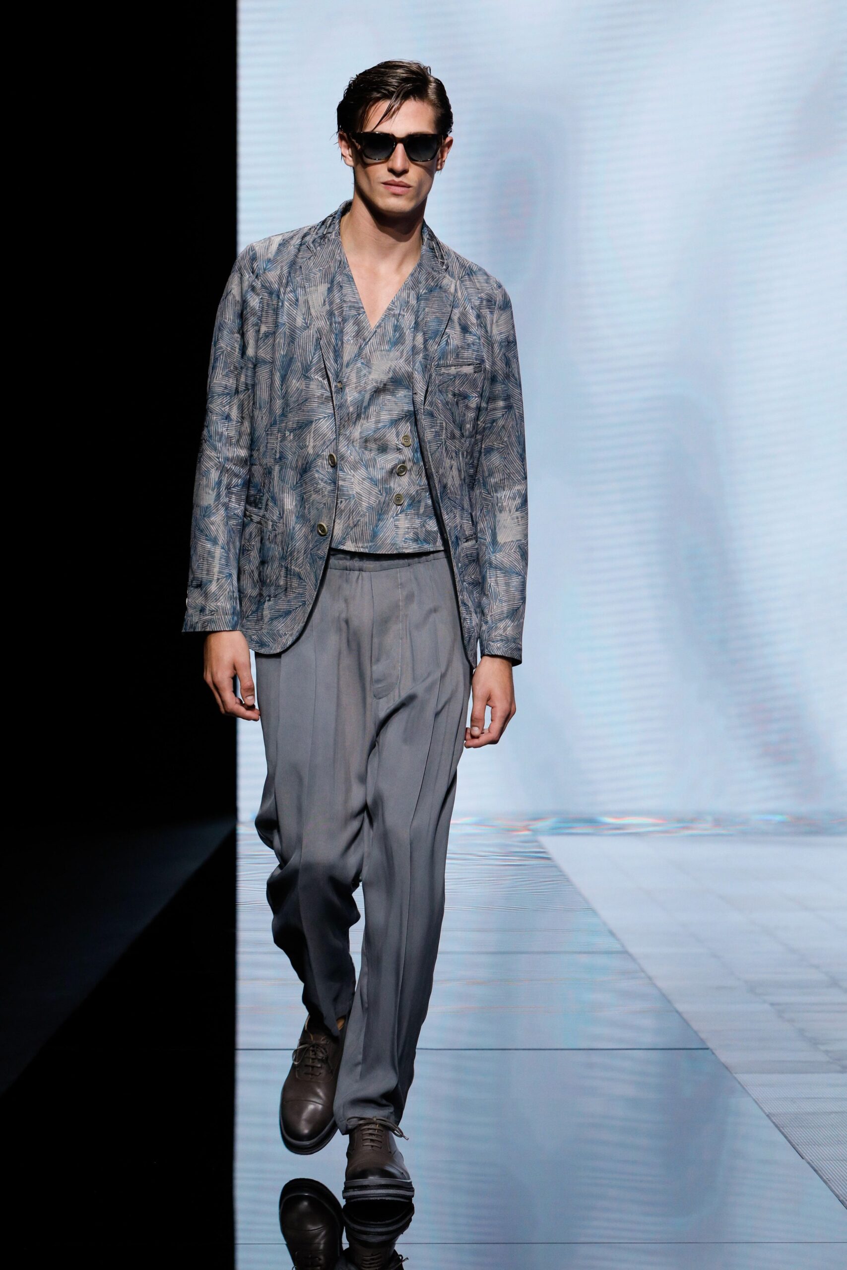 Giorgio Armani S/S 21 Look 17