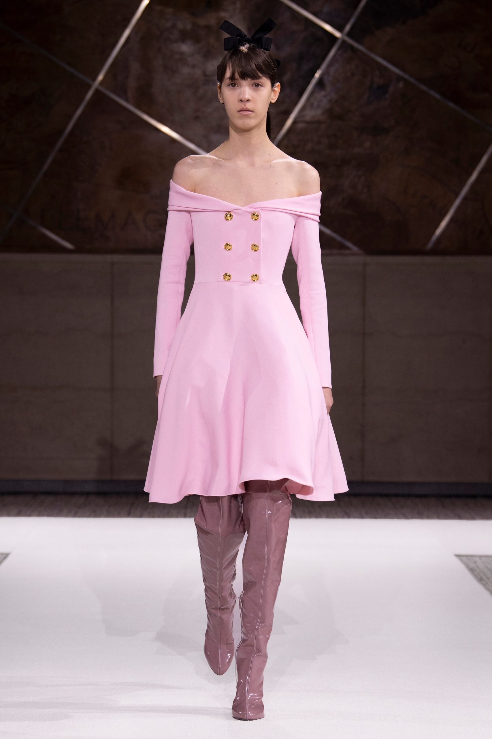 Giambattista Valli F/W 22 Look 18