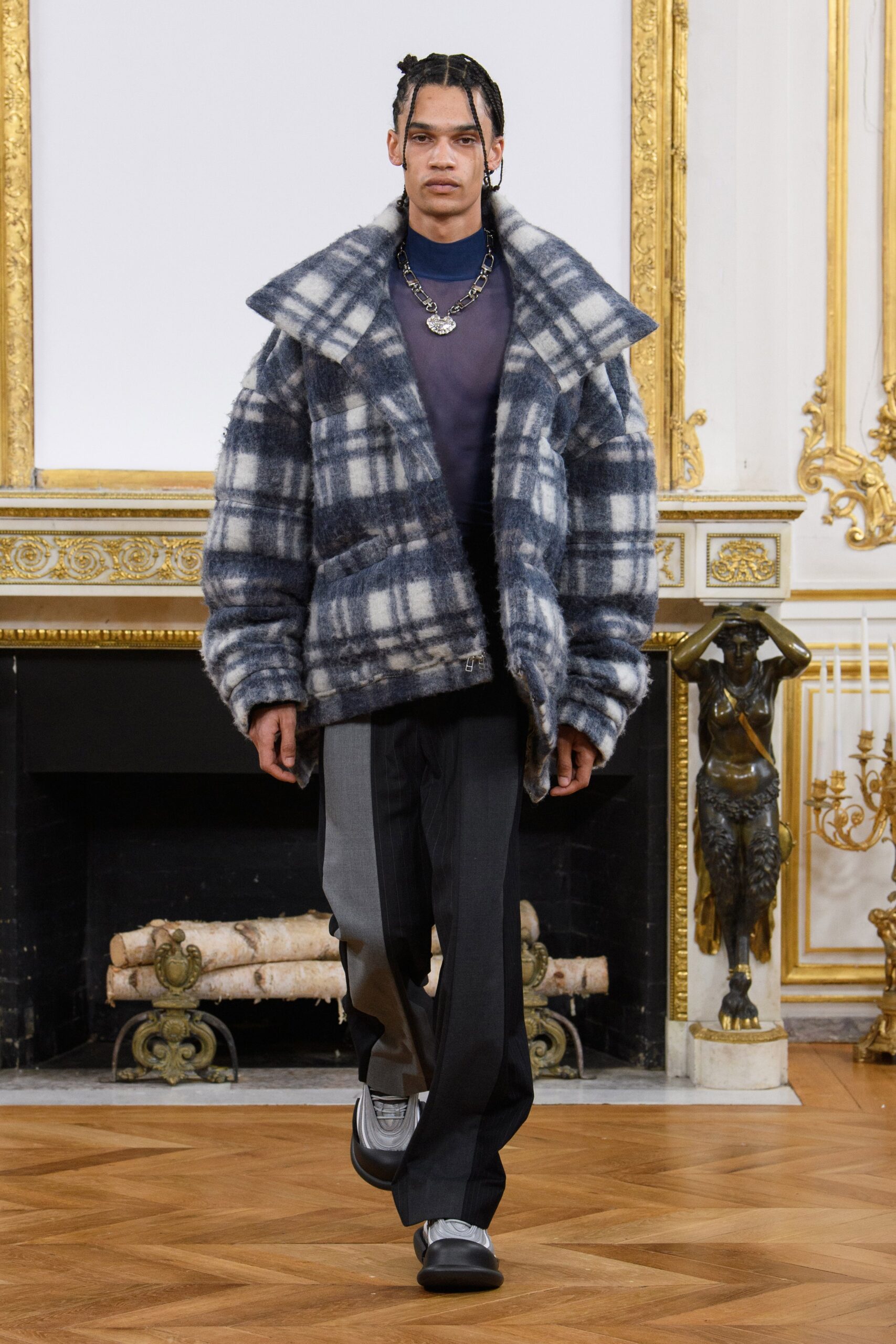 Feng Chen Wang F/W 23 Menswear Look 18
