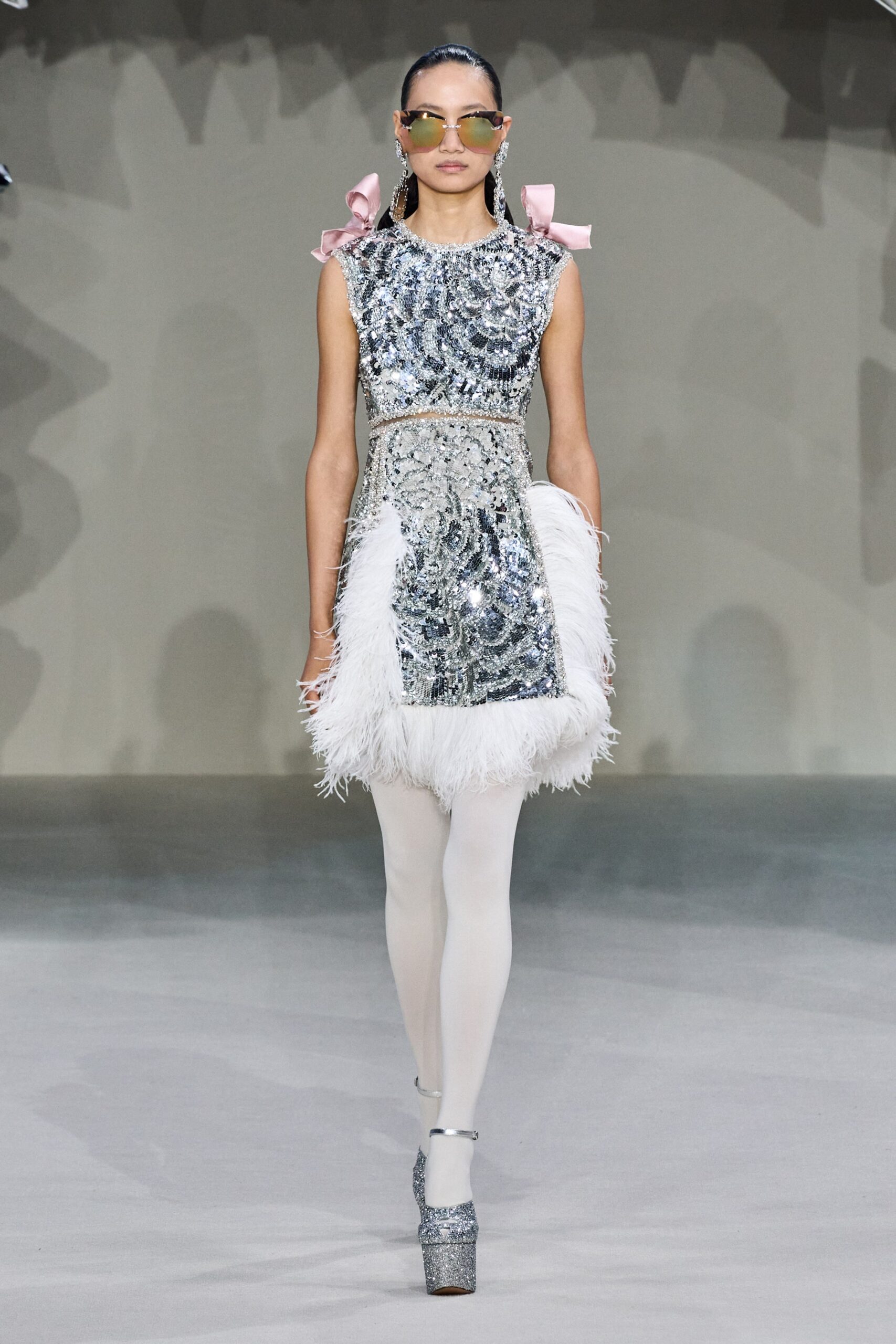 Giambattista Valli F/W 22 Couture Look 18
