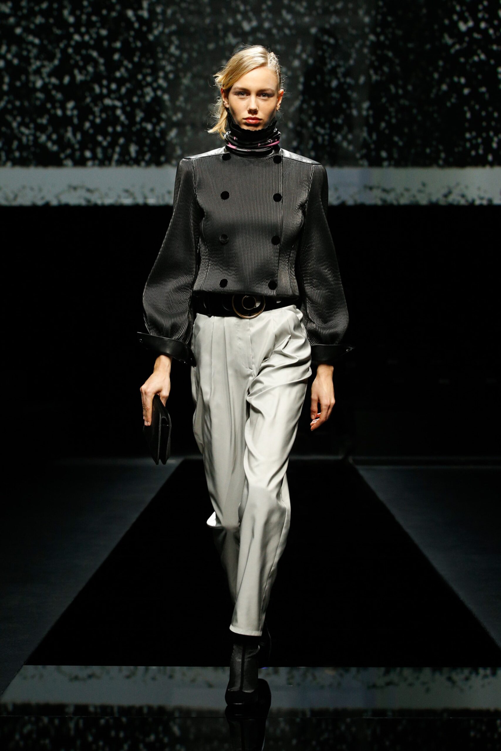 Giorgio Armani F/W 20 Look 18