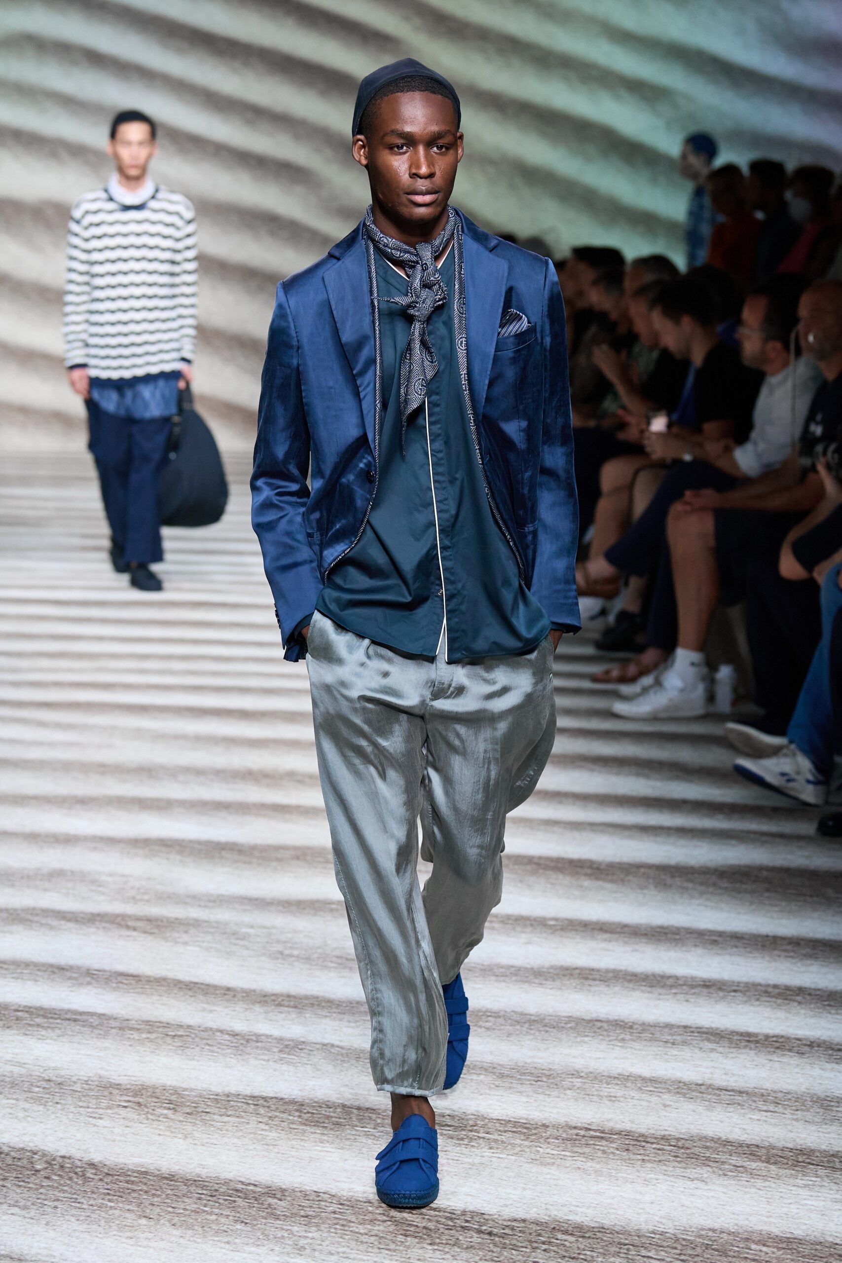 Giorgio Armani S/S 23 Menswear Look 18