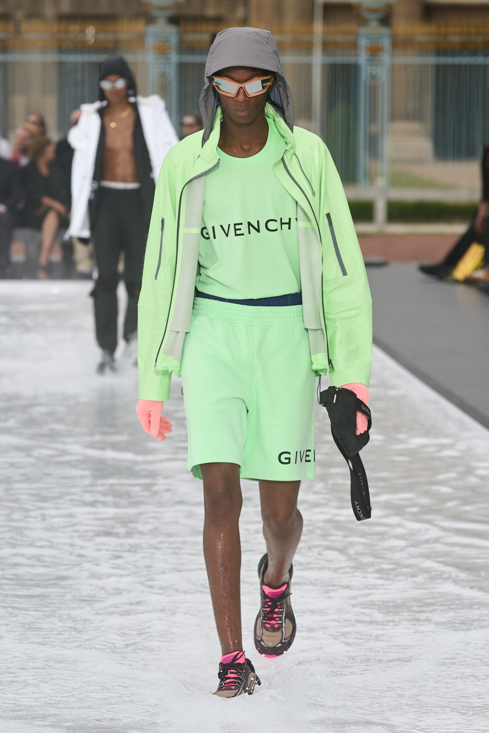 Givenchy S/S 23 Menswear Look 18