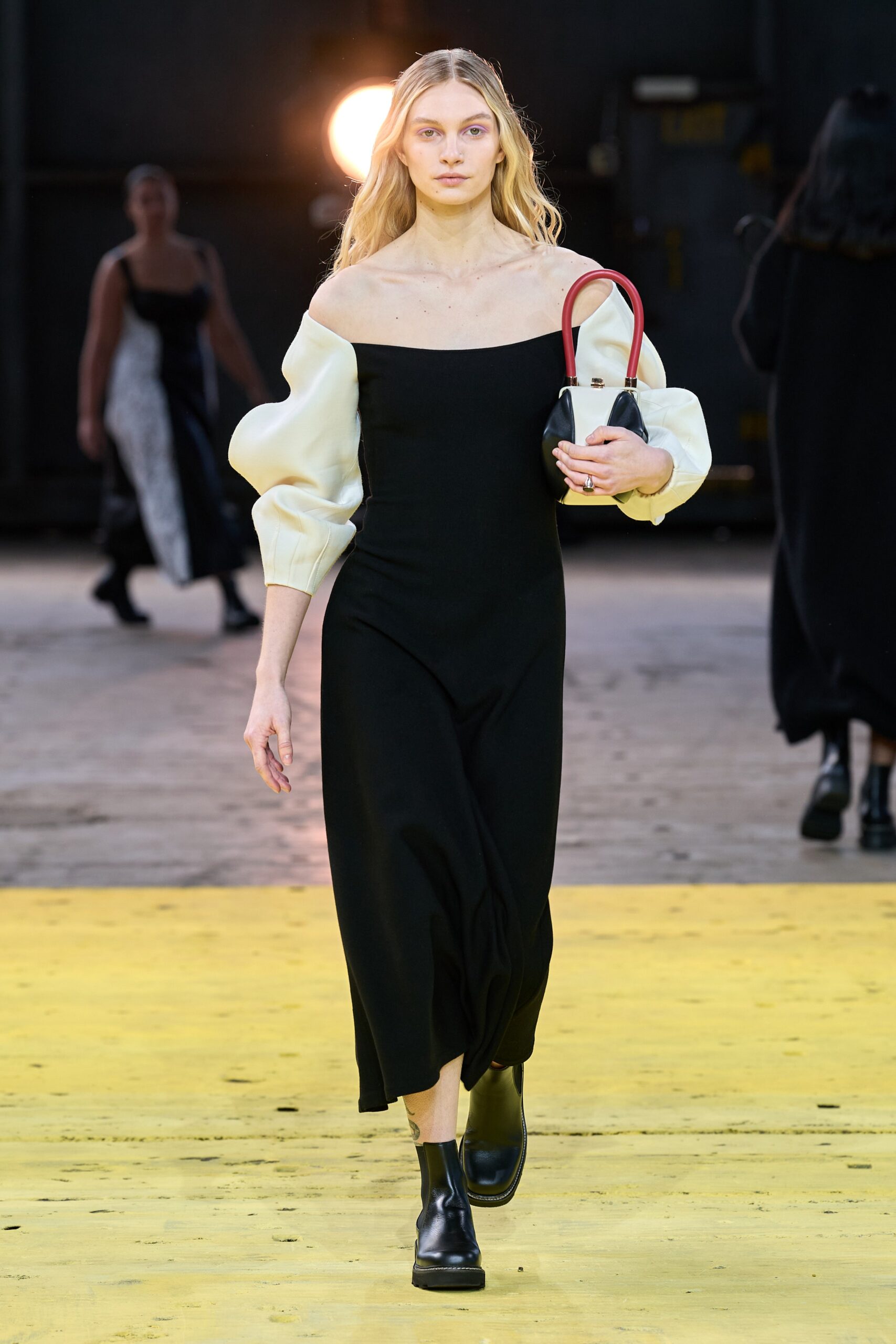 Gabriela Hearst F/W 22 Look 19