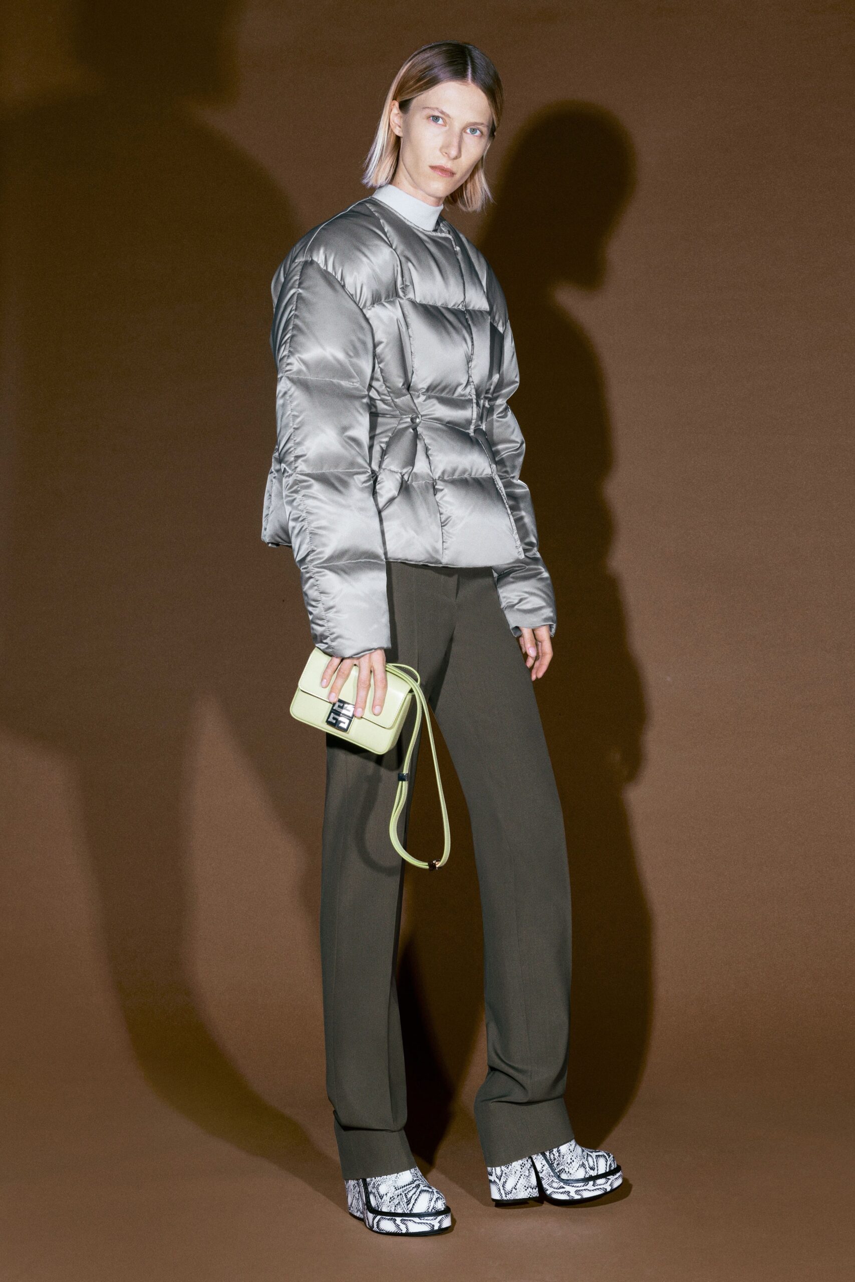 Givenchy F/W 21 Look 19