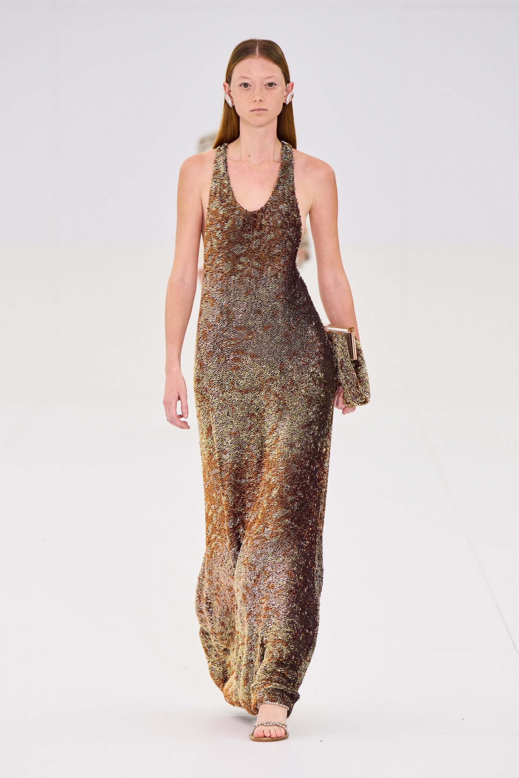Fendi F/W 22 Couture Look 19