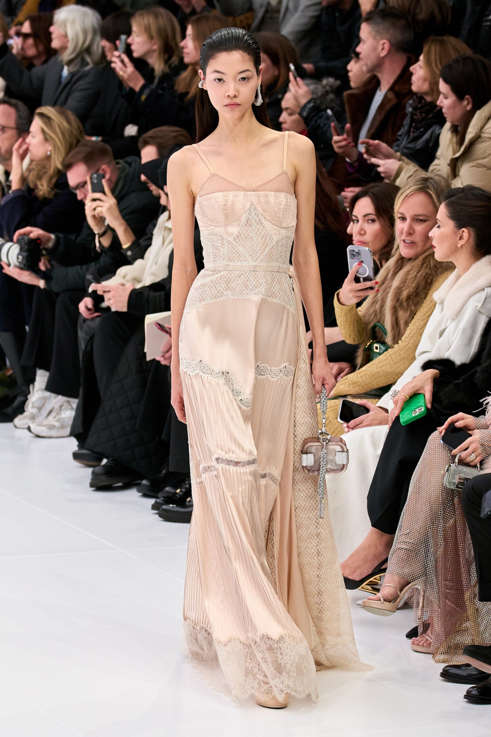 Fendi S/S 23 Couture Look 19